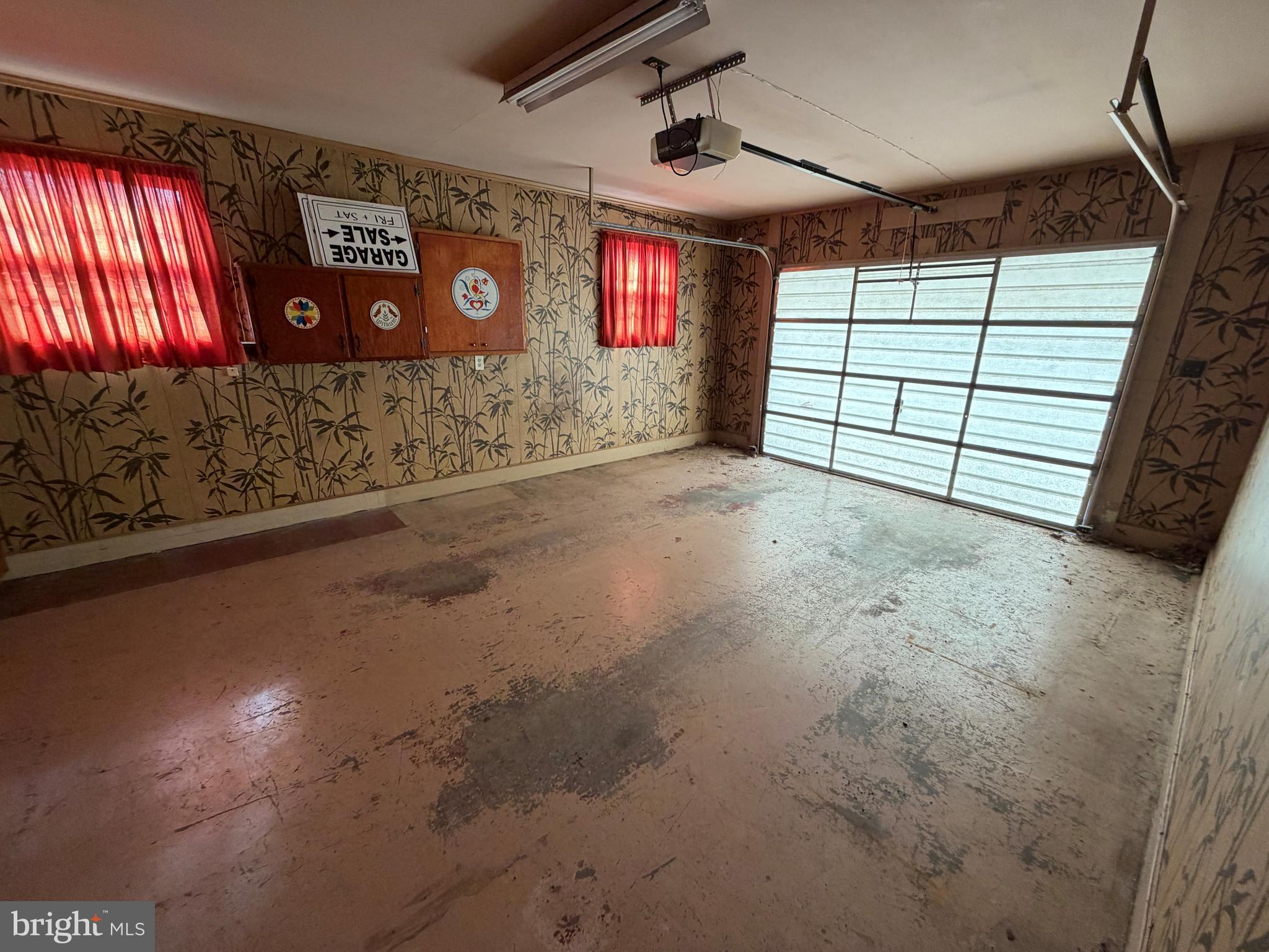 LAURICH ACRES - Residential