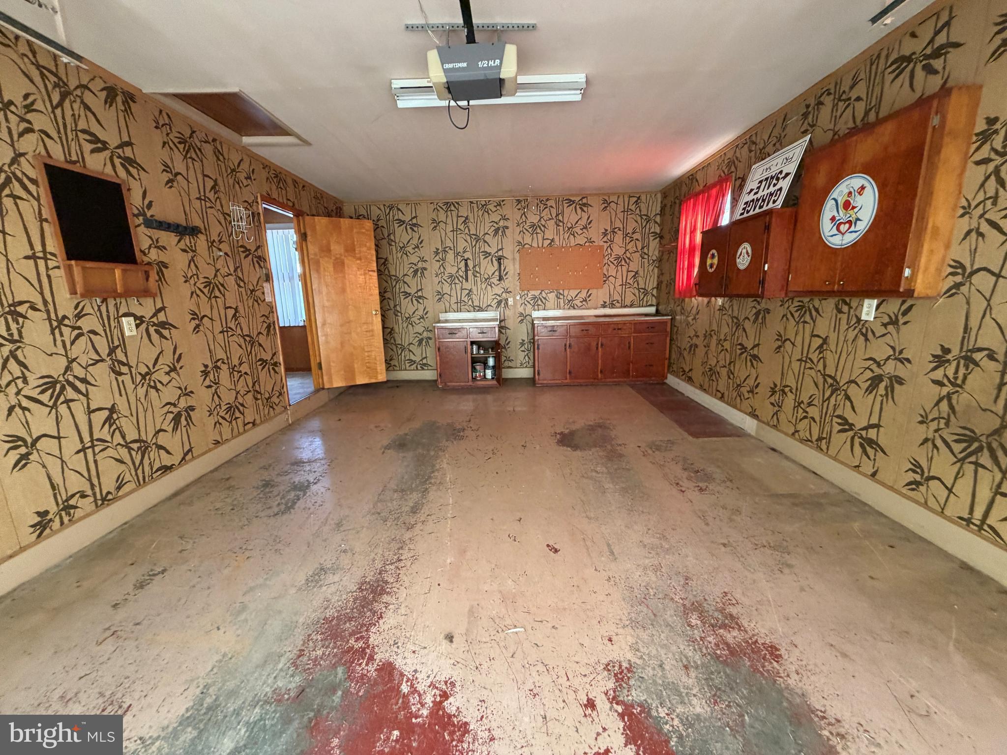 LAURICH ACRES - Residential