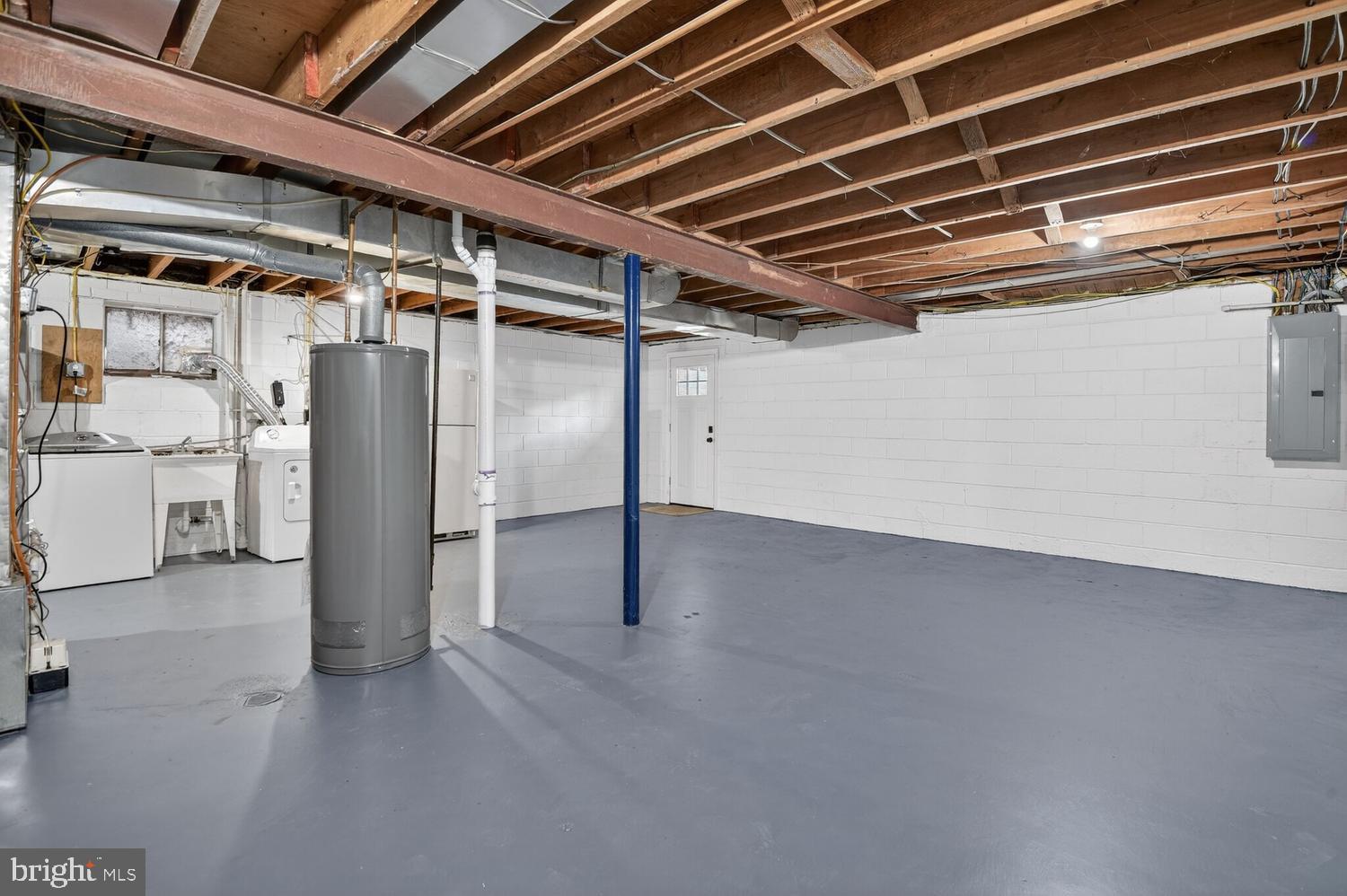 REGENCY ESTATES - Residential