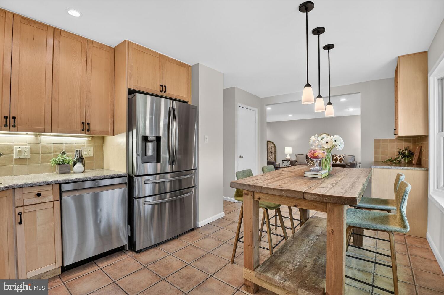 REGENCY ESTATES - Residential