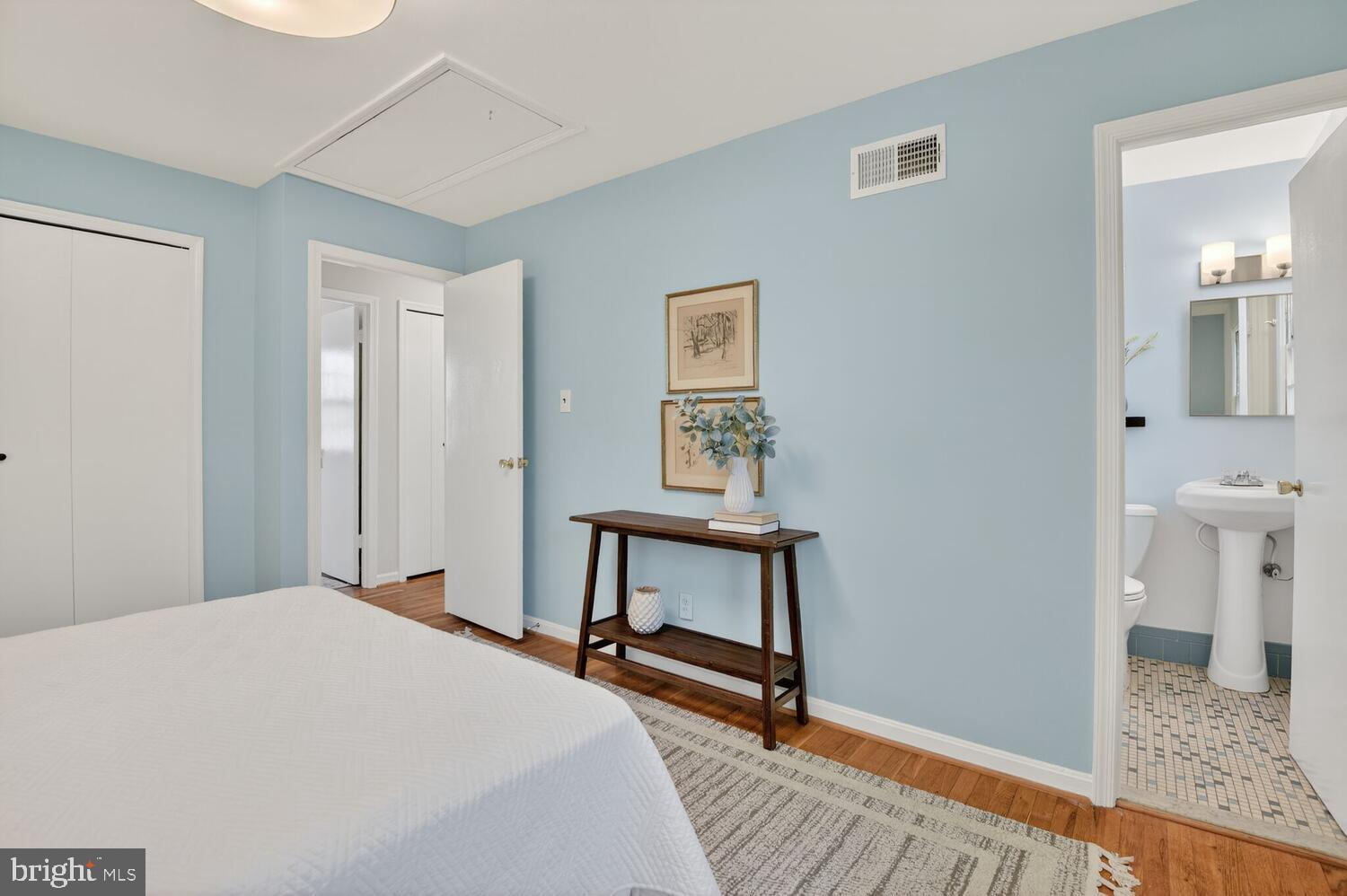 REGENCY ESTATES - Residential