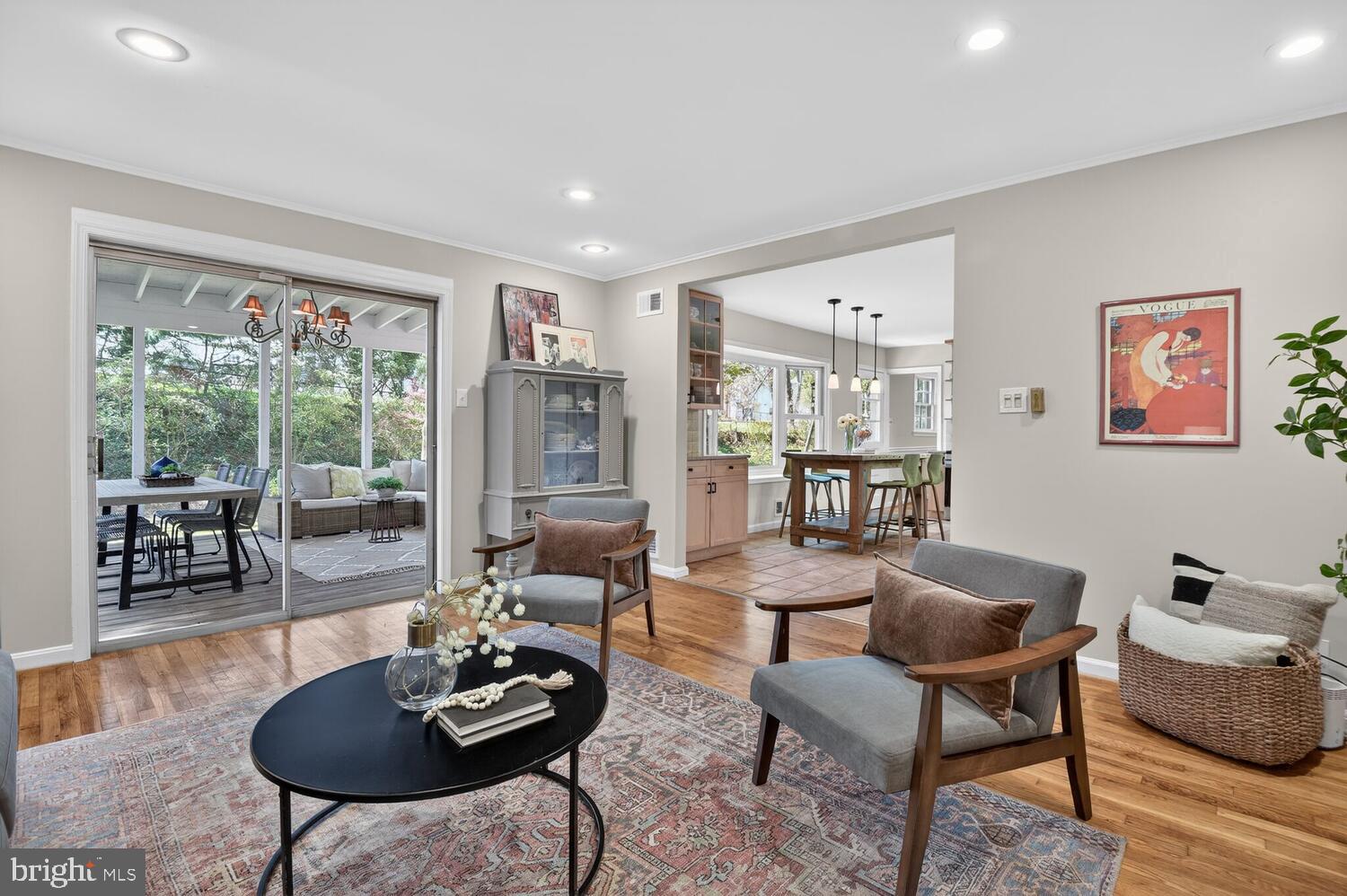 REGENCY ESTATES - Residential