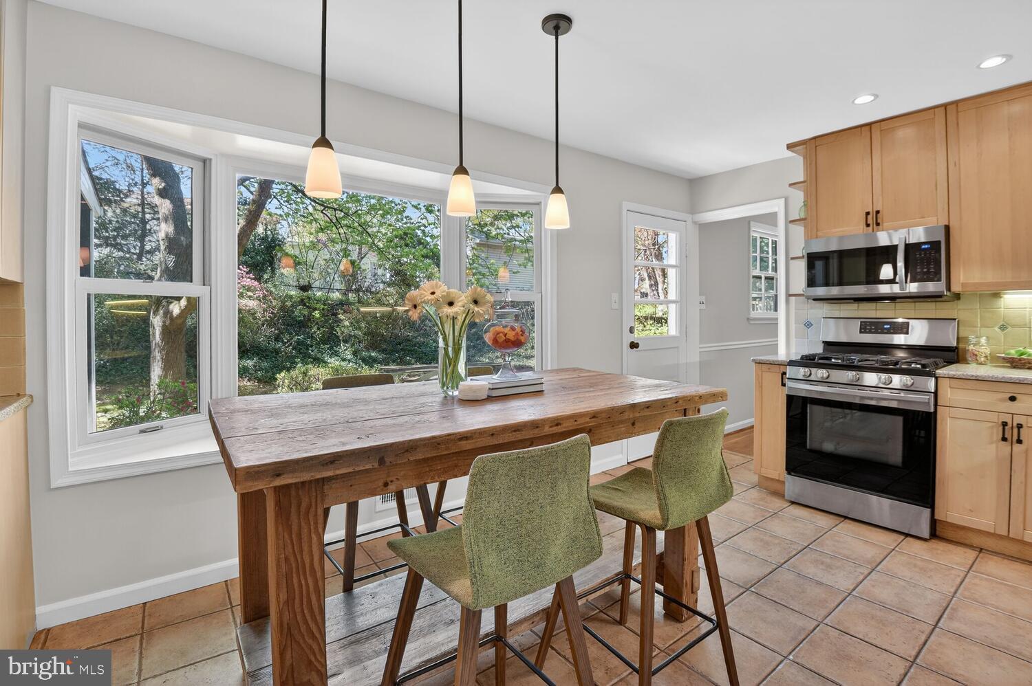 REGENCY ESTATES - Residential