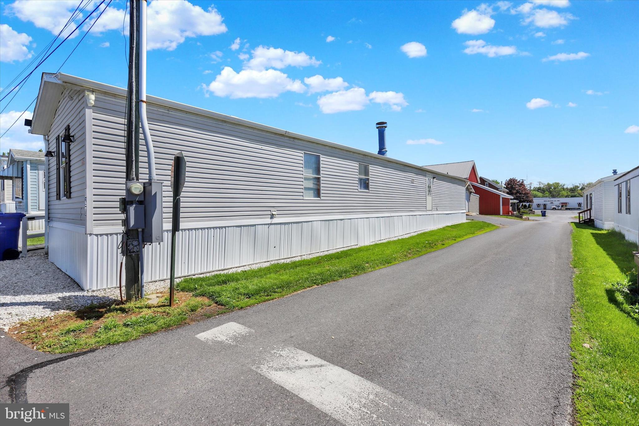 649 FRANKLIN STREET N 120