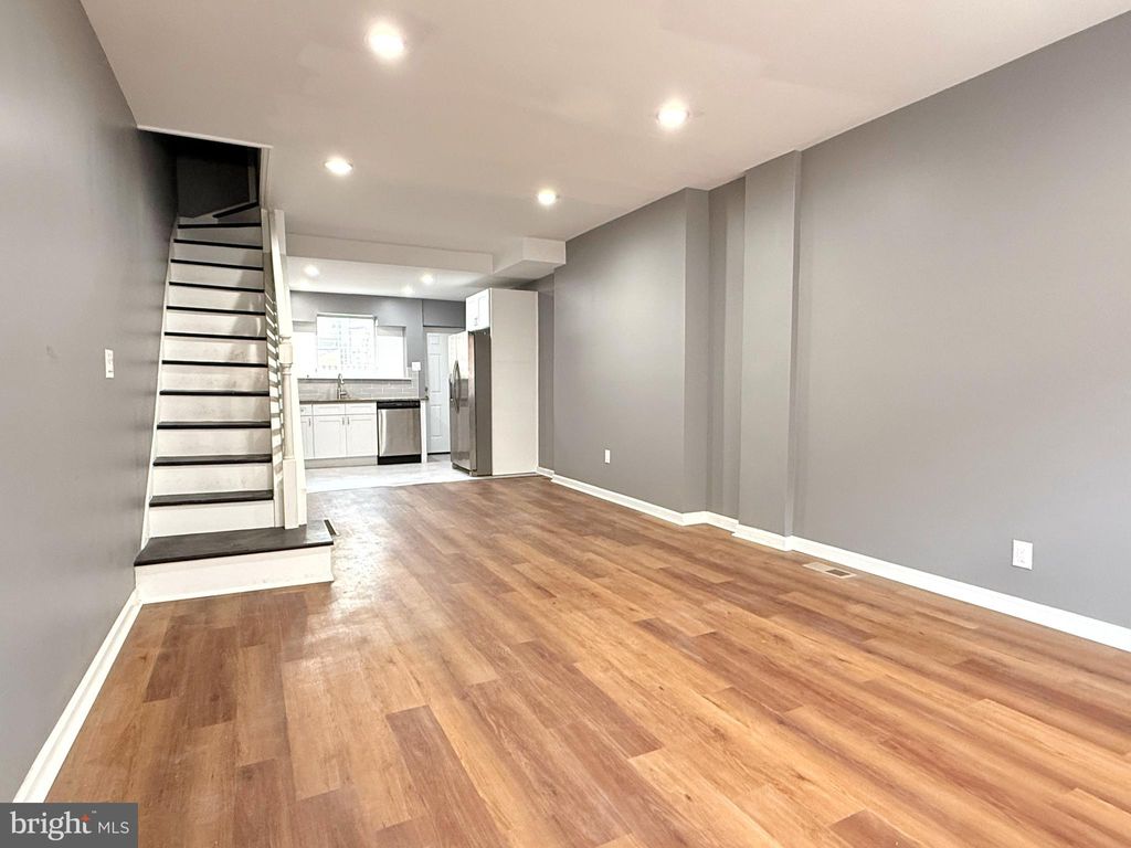 Photo of 1114 Mercy Street, PHILADELPHIA, PA 19148 (MLS # PAPH2578048)