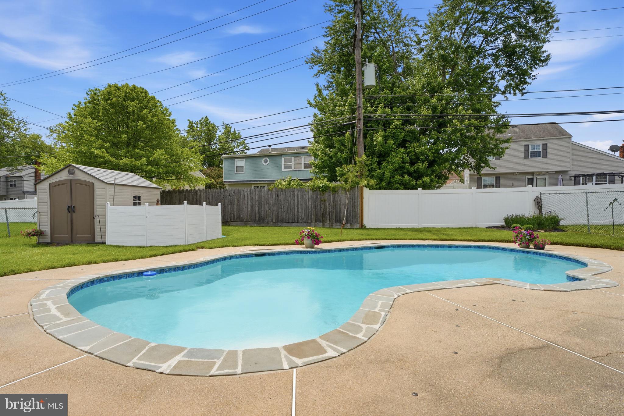 FAIRBRIDGE - Residential