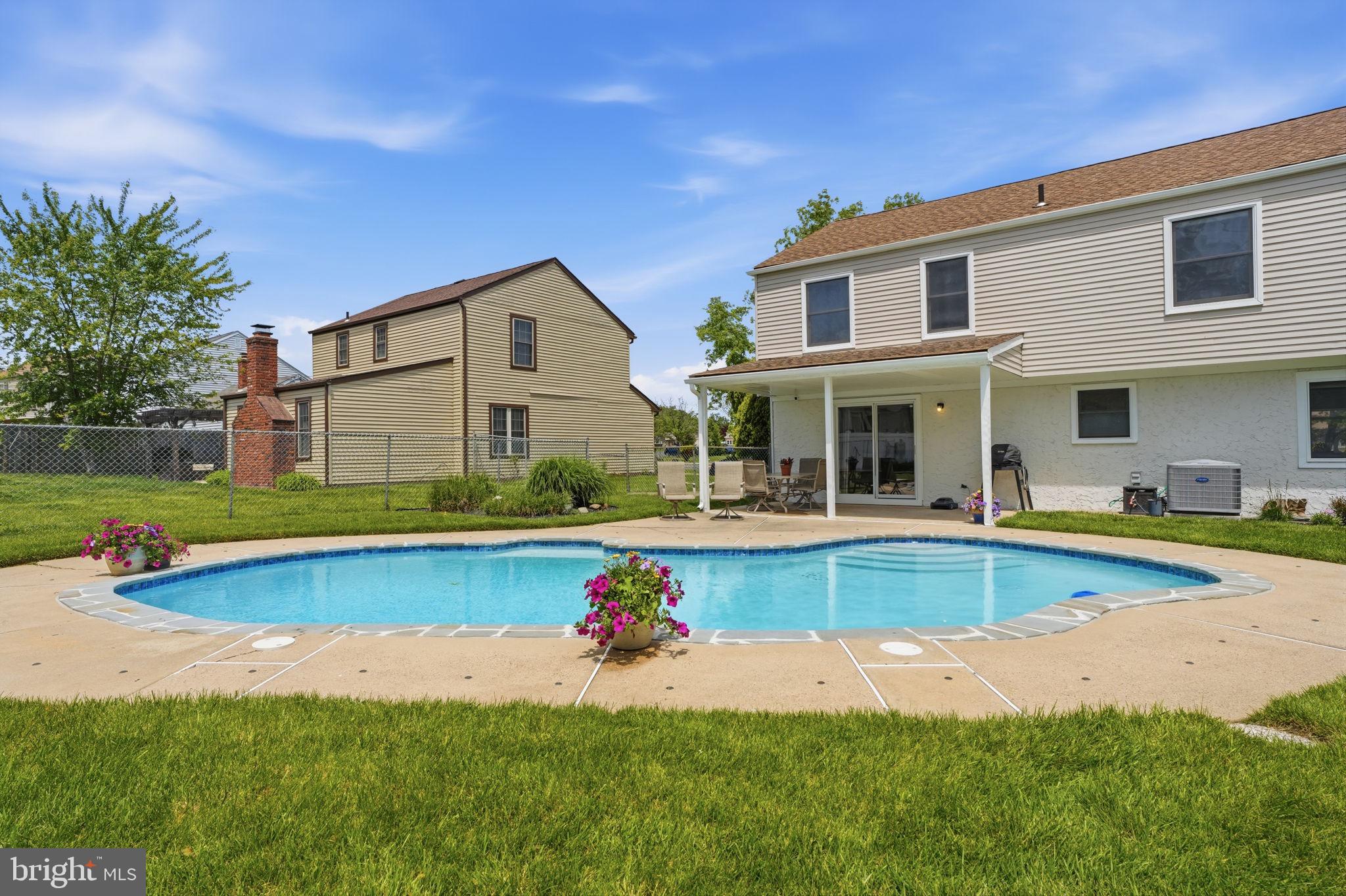 FAIRBRIDGE - Residential