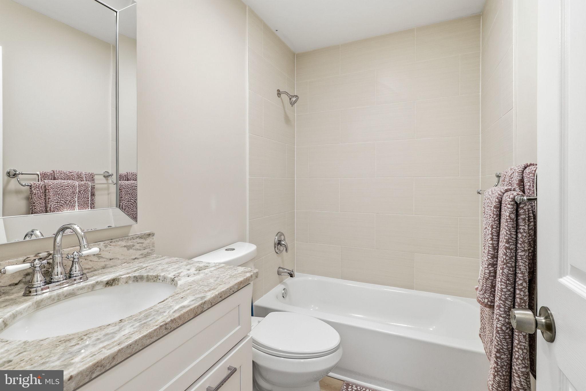 HERITAGE HARBOUR - Residential