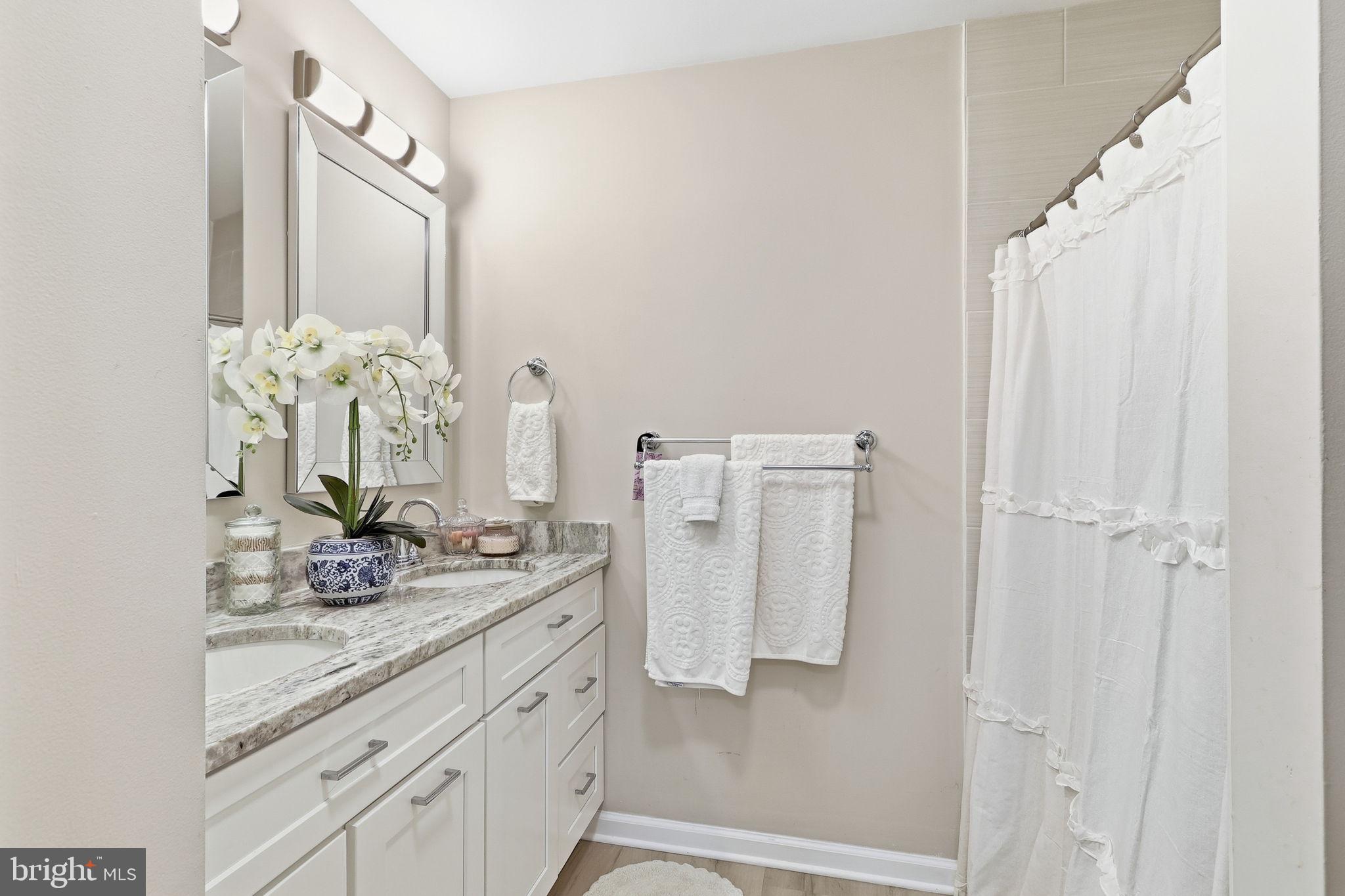 HERITAGE HARBOUR - Residential