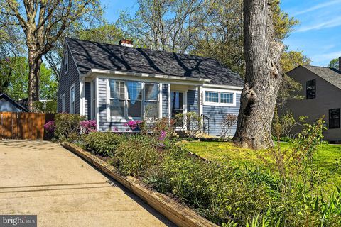 3142 HOLLOWAY ROAD FALLS CHURCH VA 22042