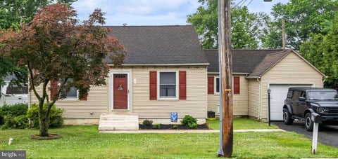 Photo of 327 Elmwood Avenue, FEASTERVILLE TREVOSE, PA 19053 (MLS # PABU2124756)