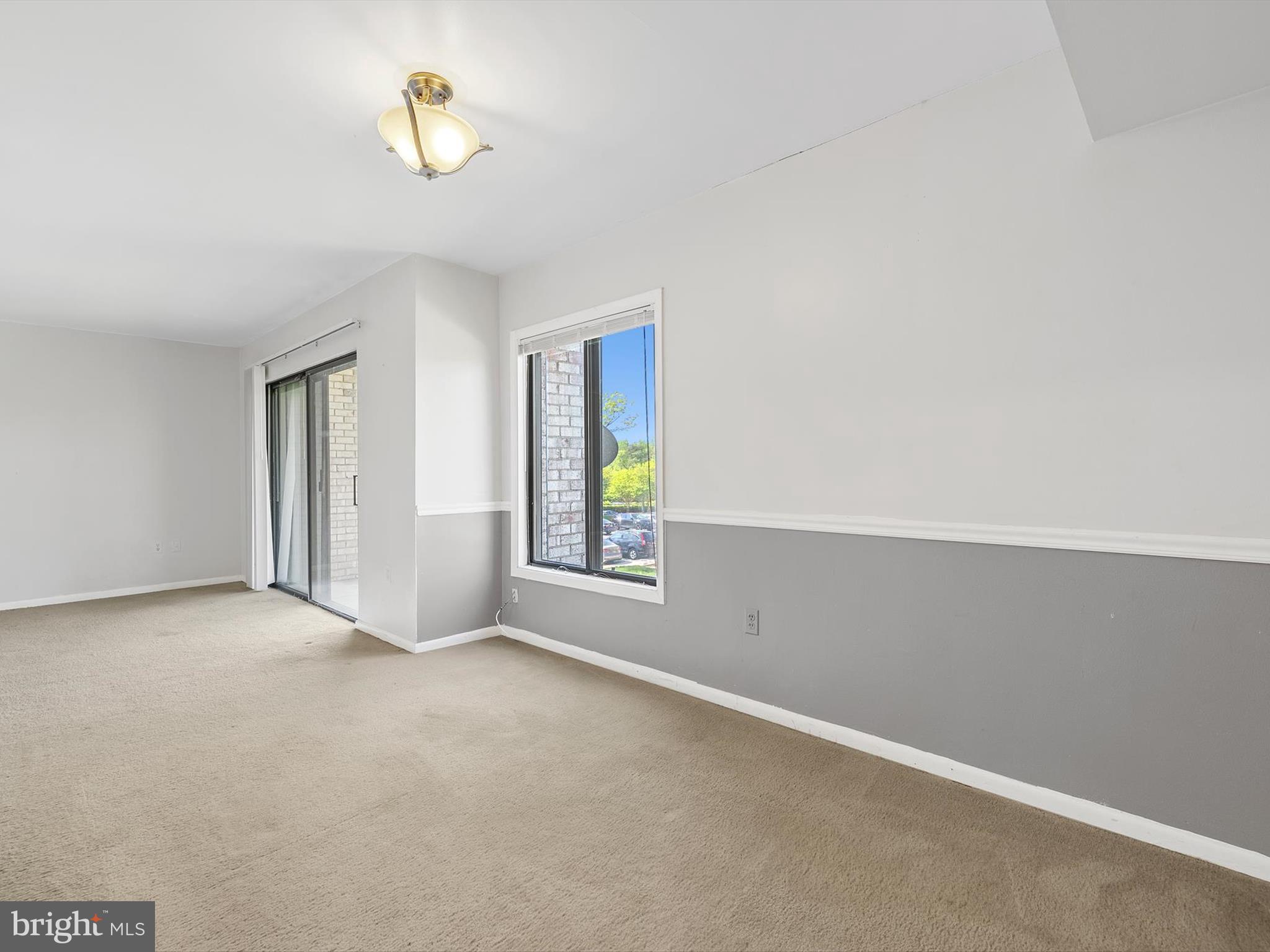 HUNTING RIDGE CONDOMINIUM - Residential