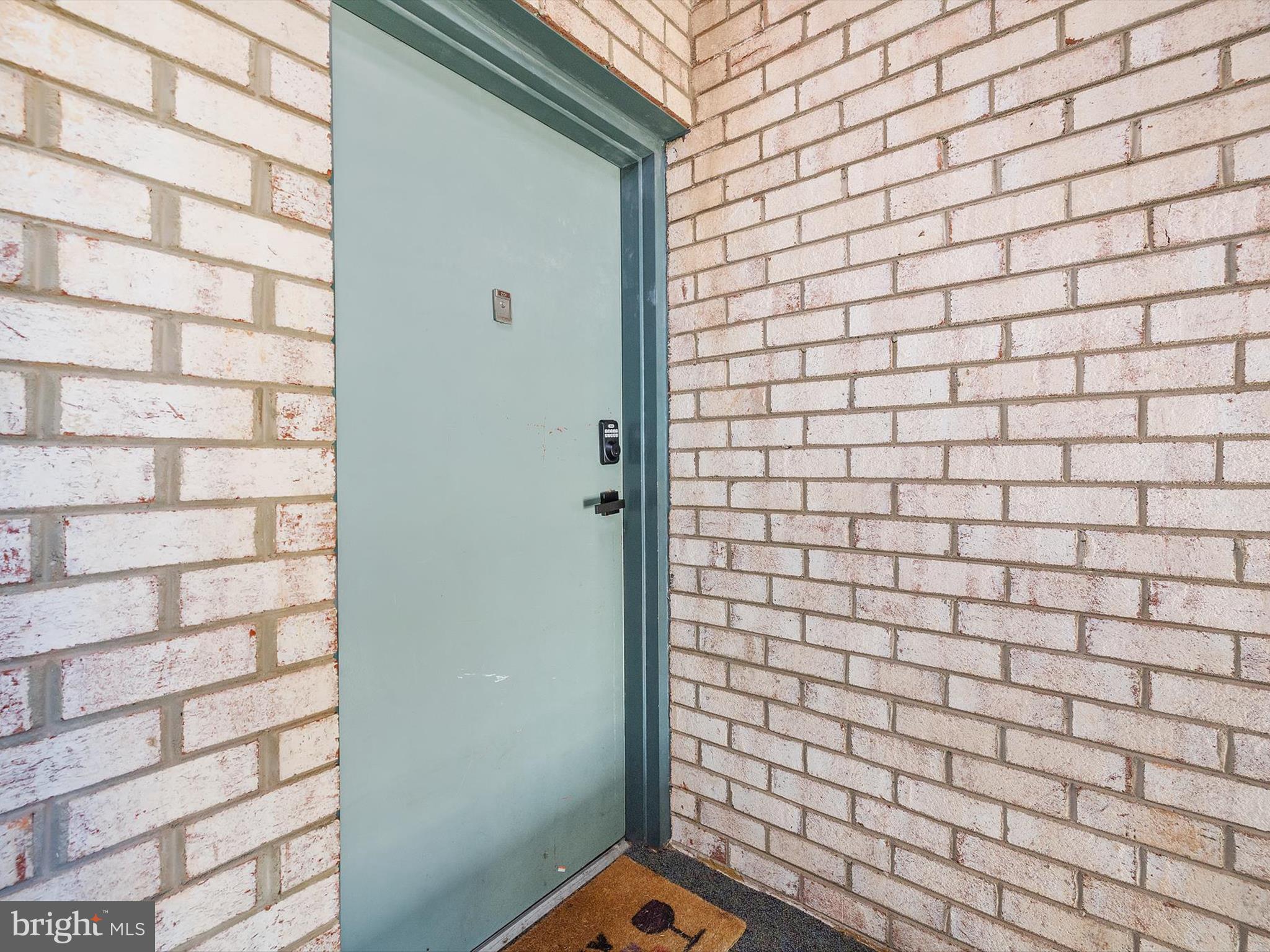 HUNTING RIDGE CONDOMINIUM - Residential