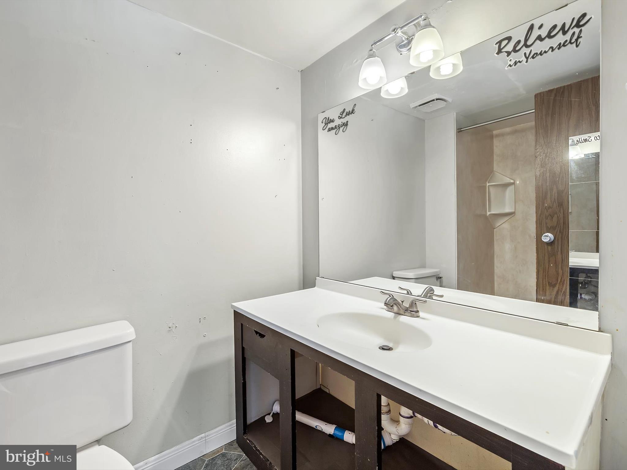 HUNTING RIDGE CONDOMINIUM - Residential