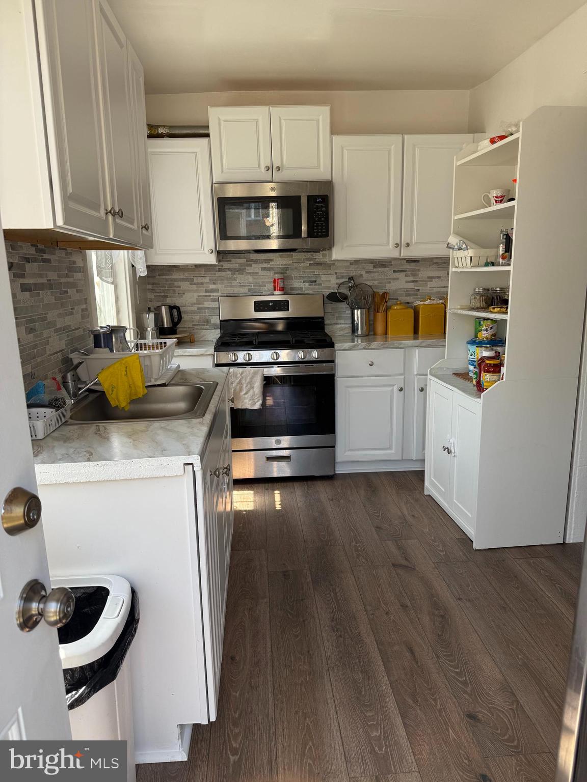 LAWNDALE - Residential