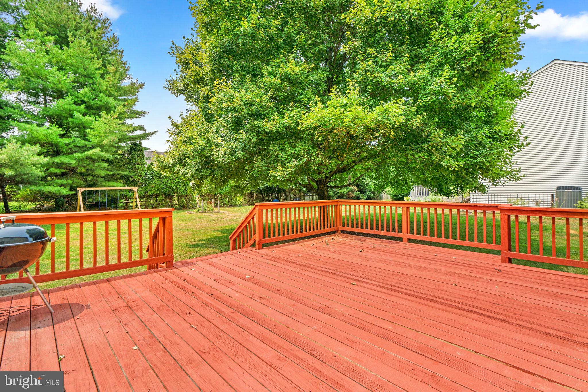 WAVERLY WOODS - Residential