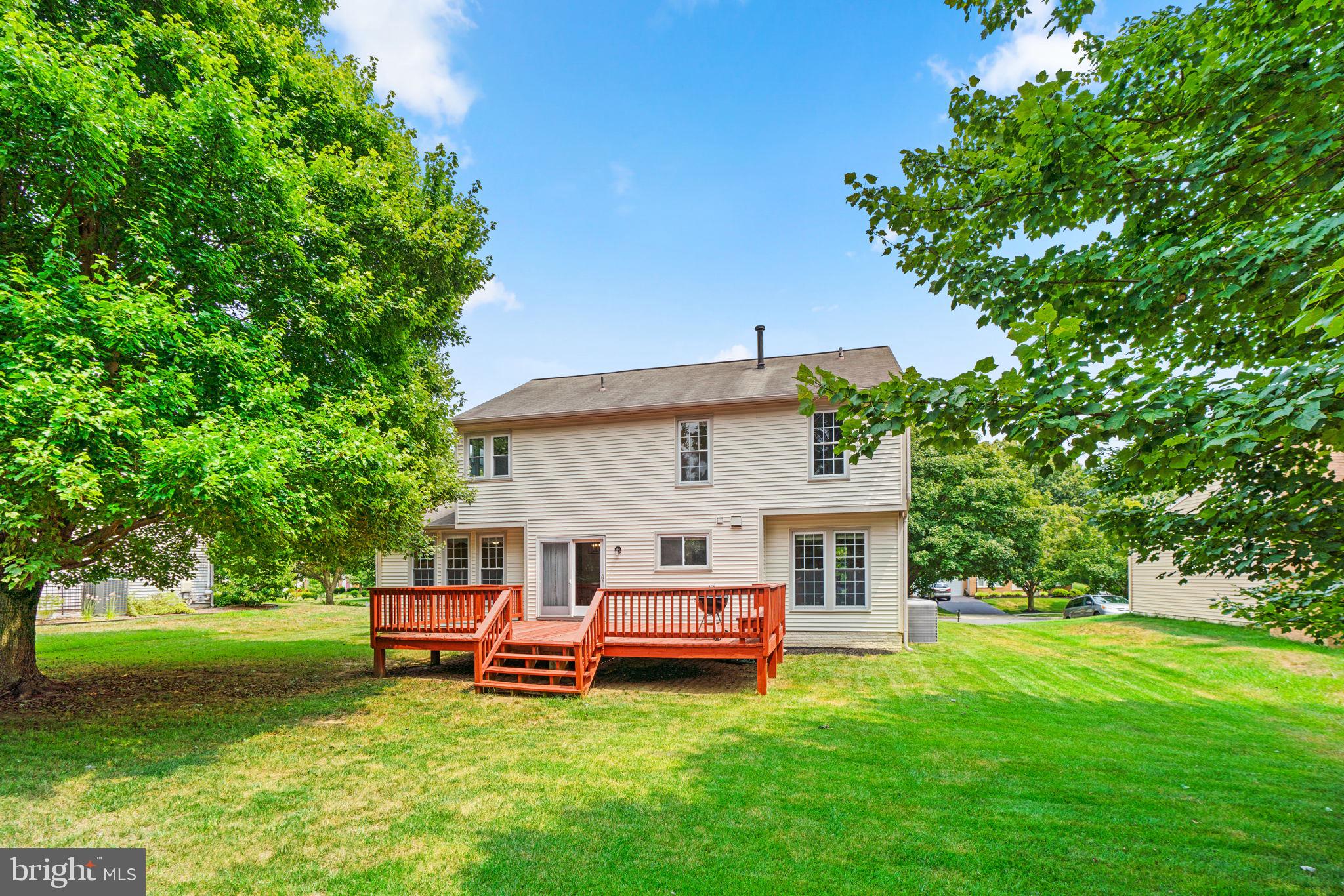 WAVERLY WOODS - Residential