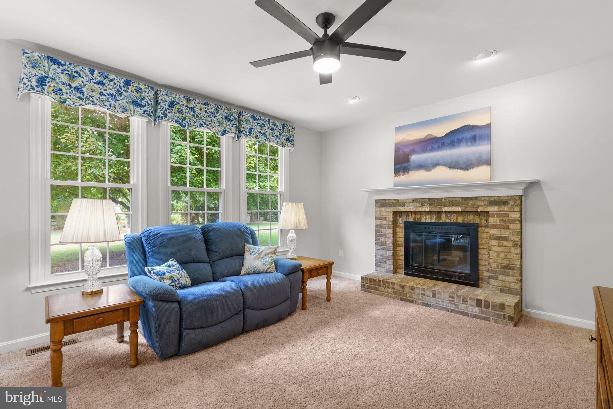 WAVERLY WOODS - Residential