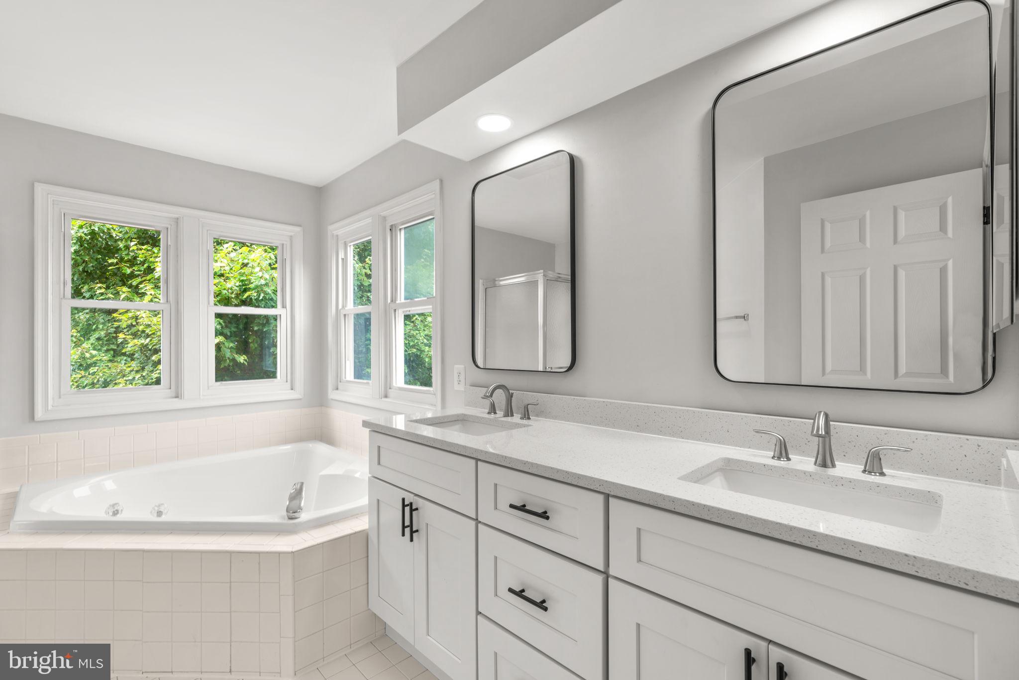 WAVERLY WOODS - Residential