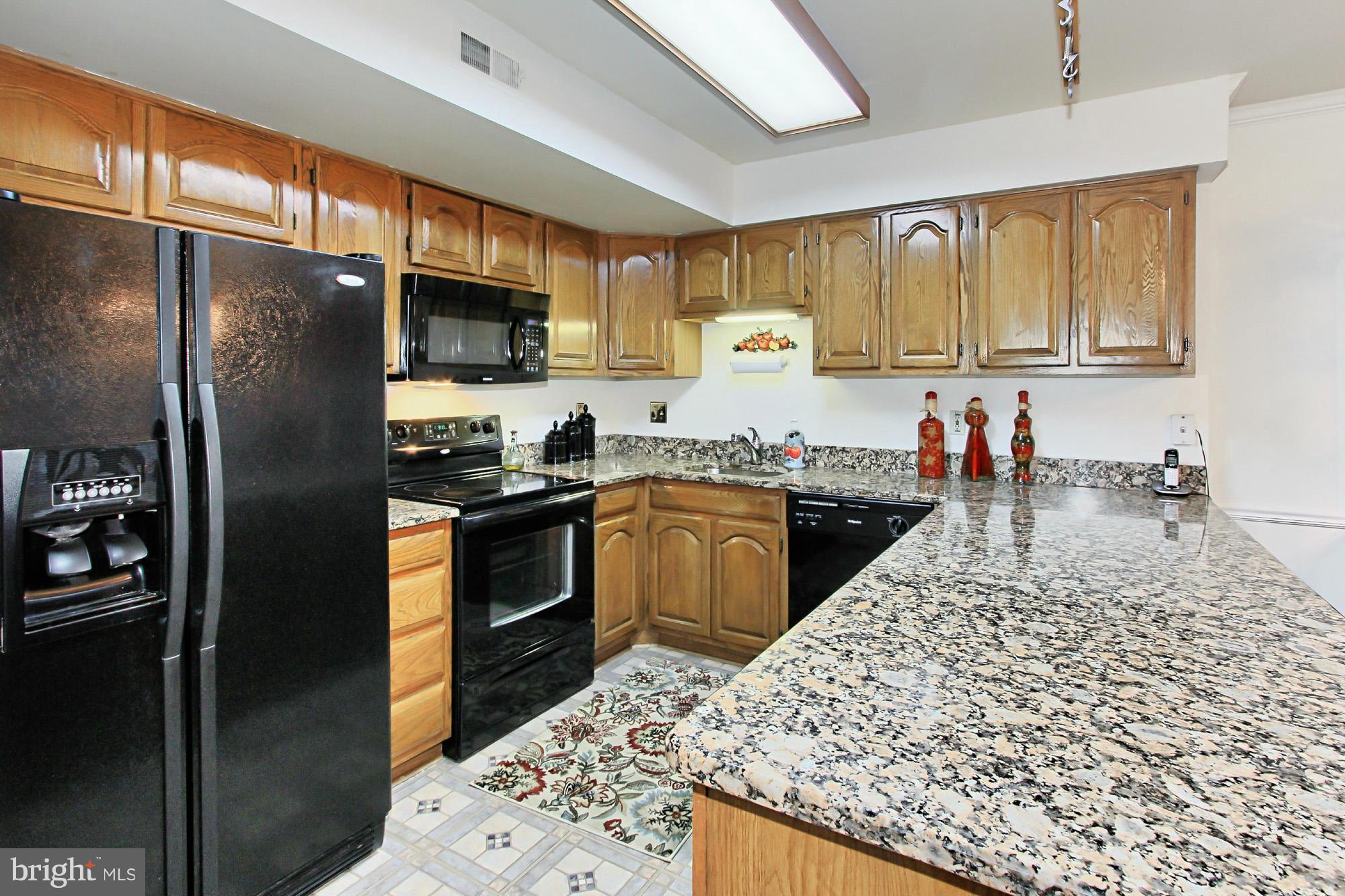 COUNTRYSIDE - Residential