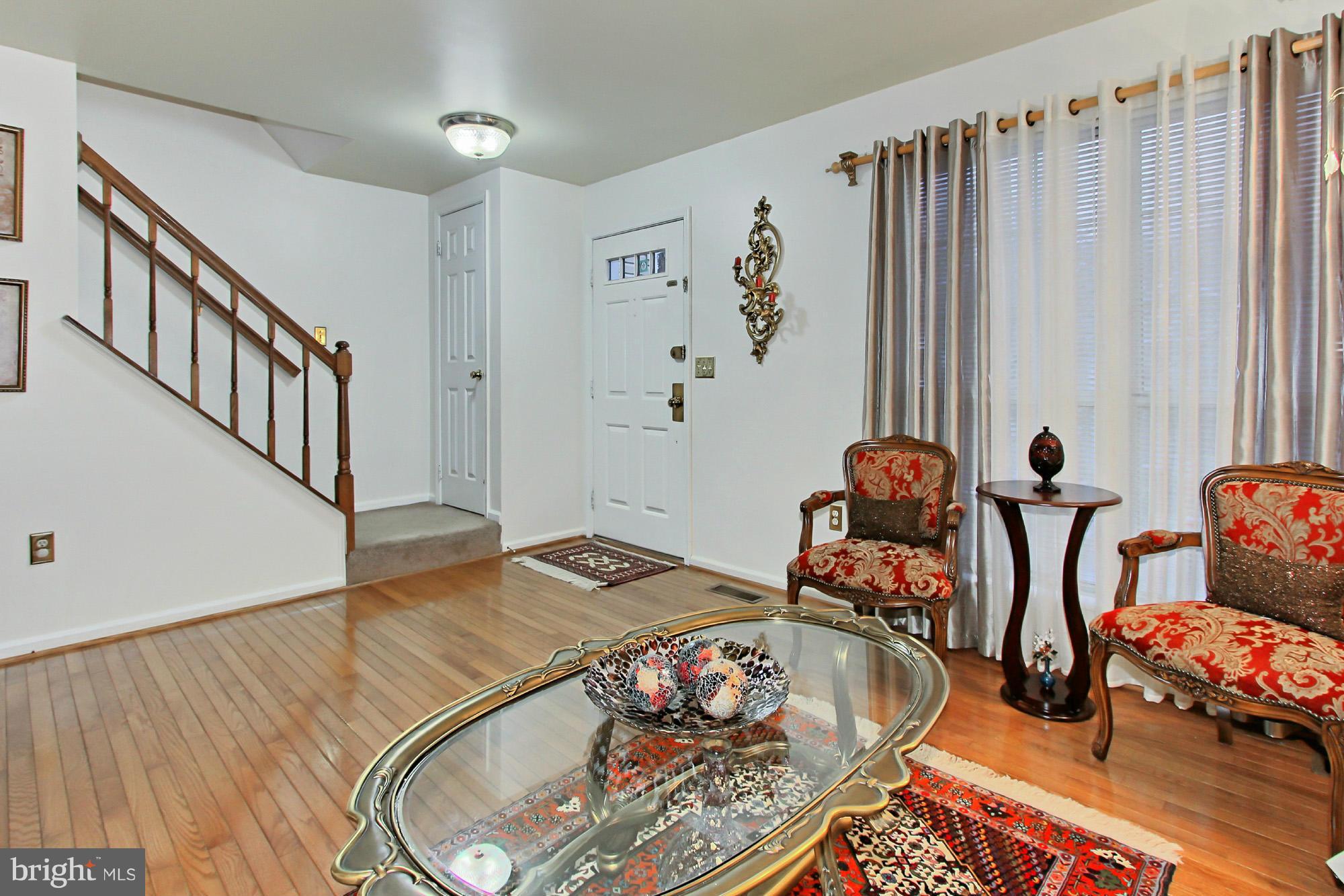 COUNTRYSIDE - Residential