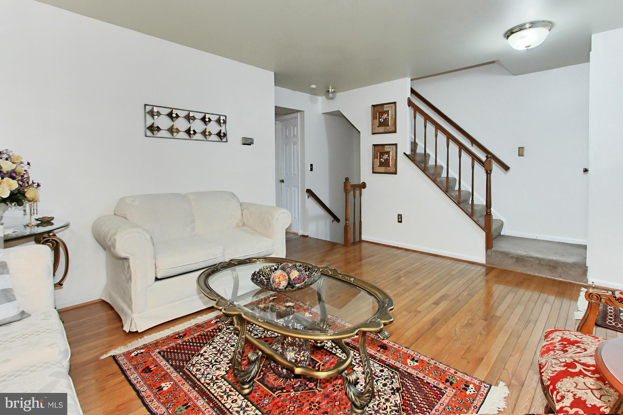 COUNTRYSIDE - Residential