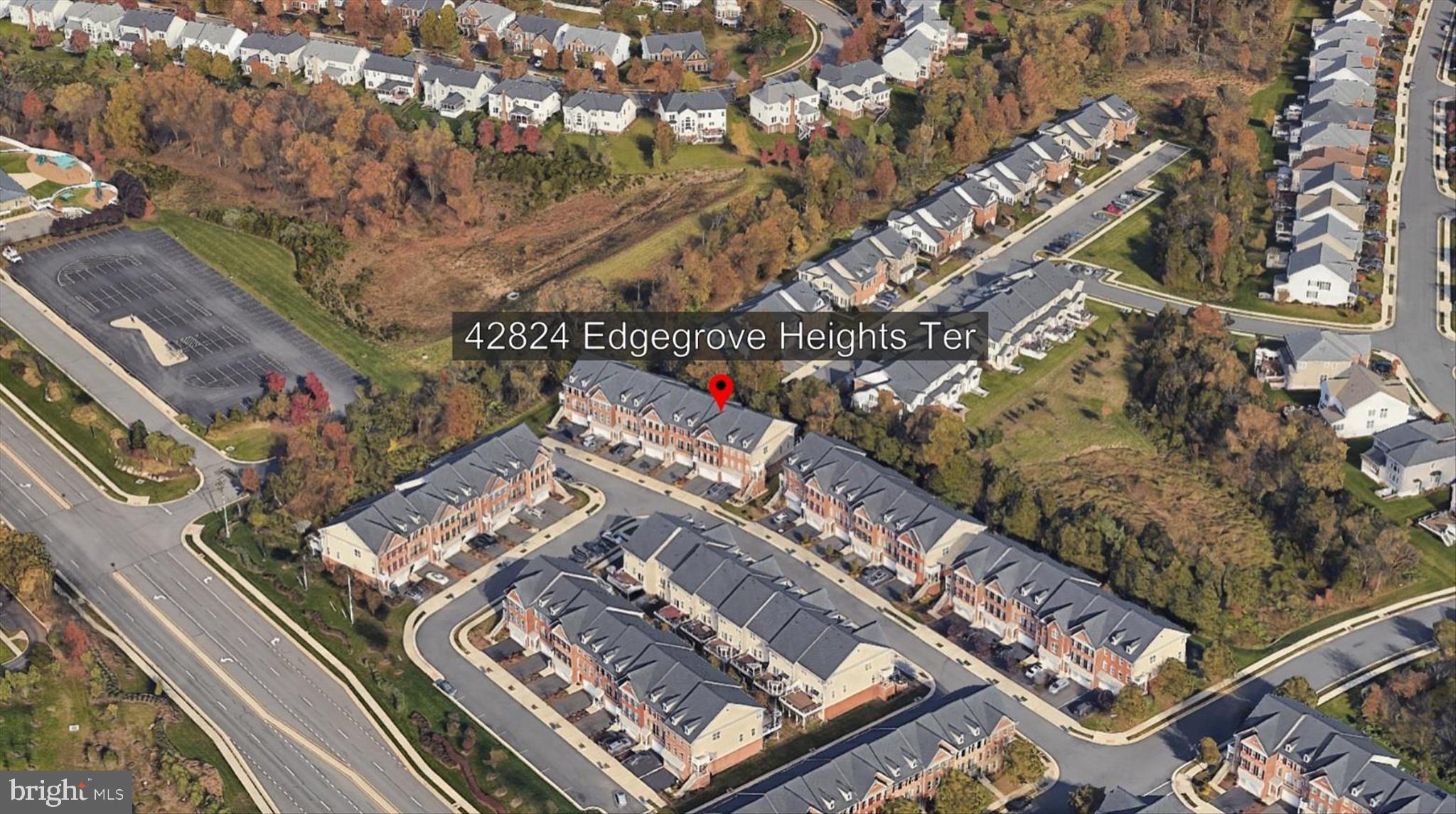 LOUDOUN VALLEY ESTATES 2 - Residential Lease