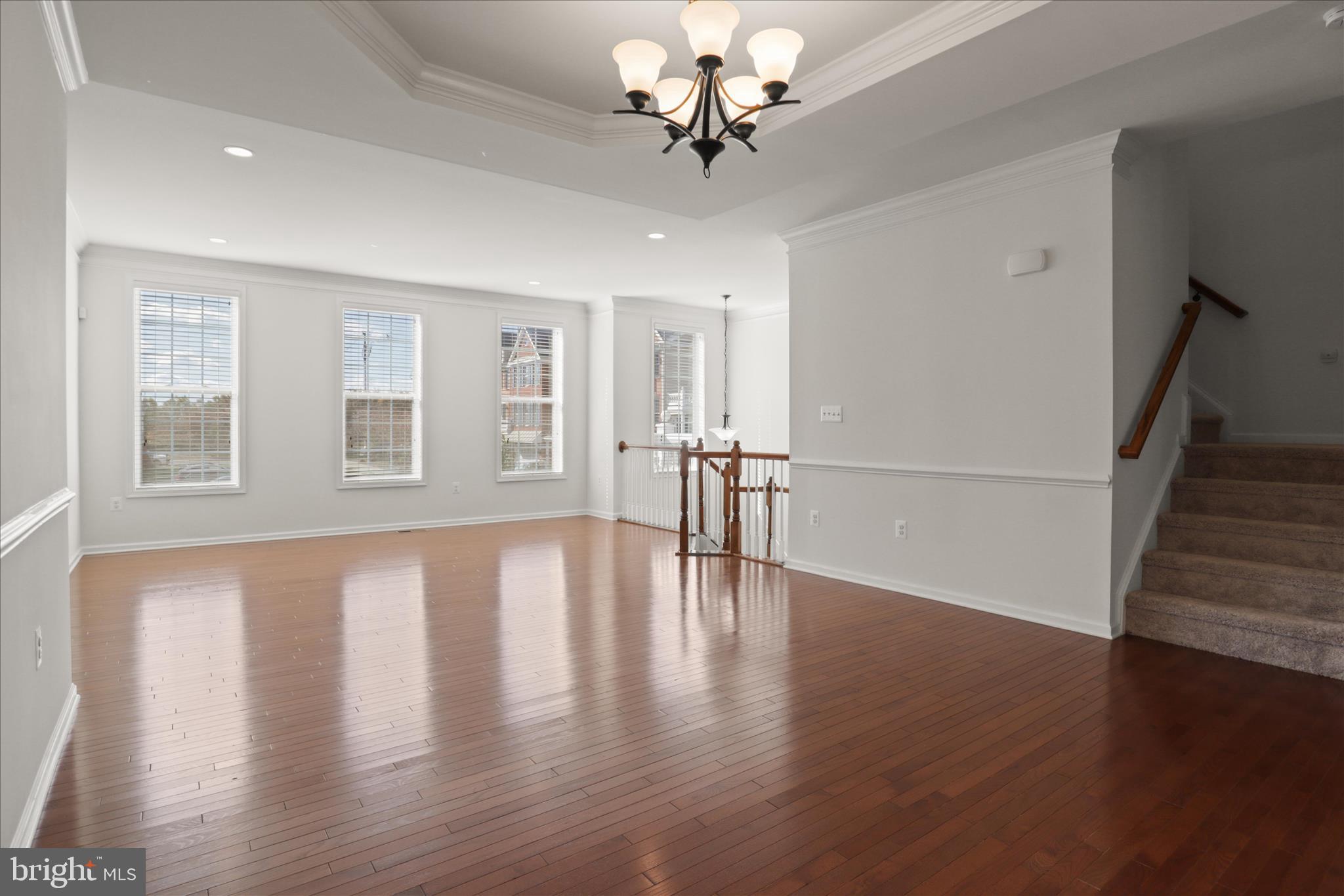 LOUDOUN VALLEY ESTATES 2 - Residential Lease