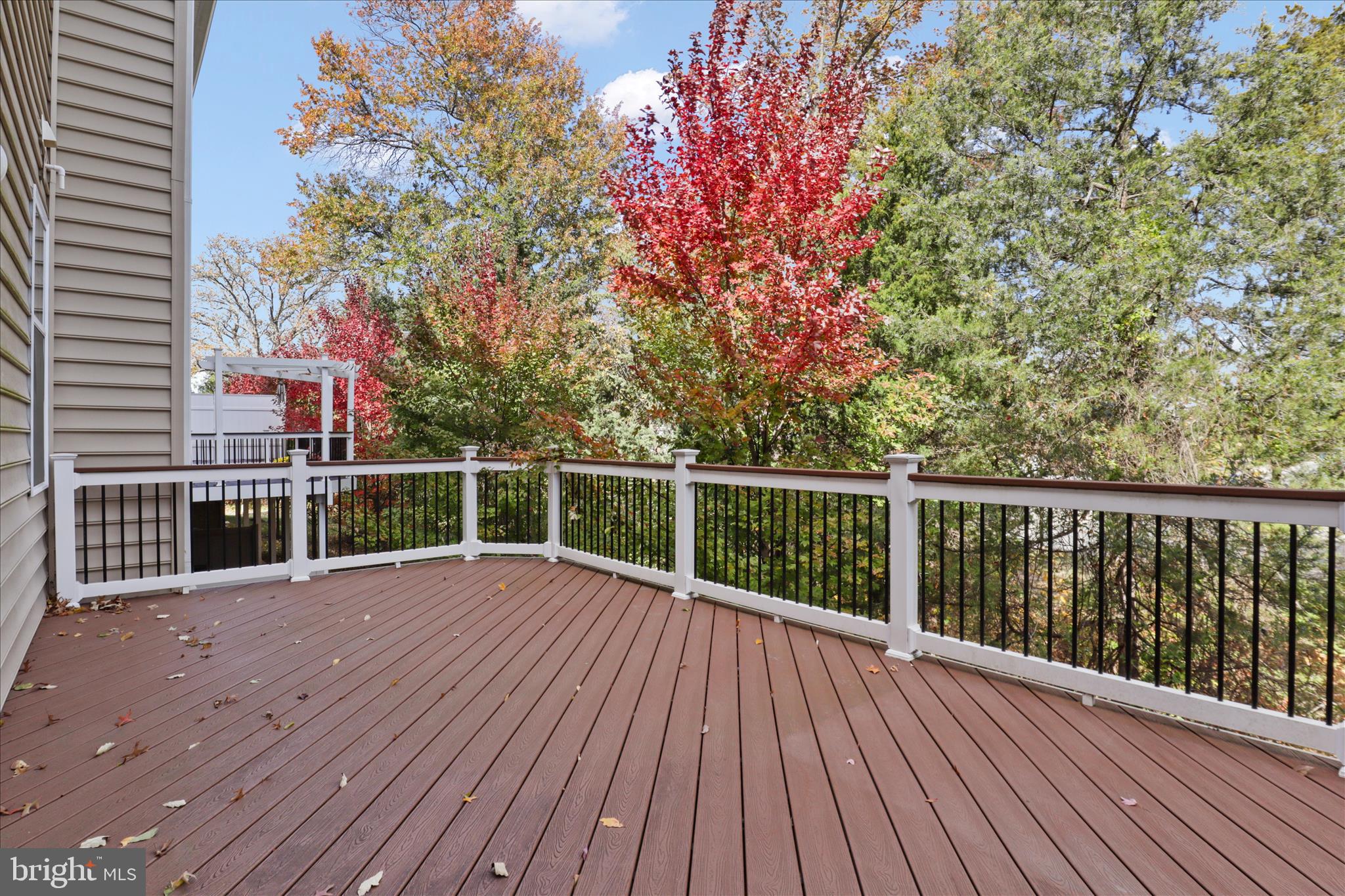 LOUDOUN VALLEY ESTATES 2 - Residential Lease