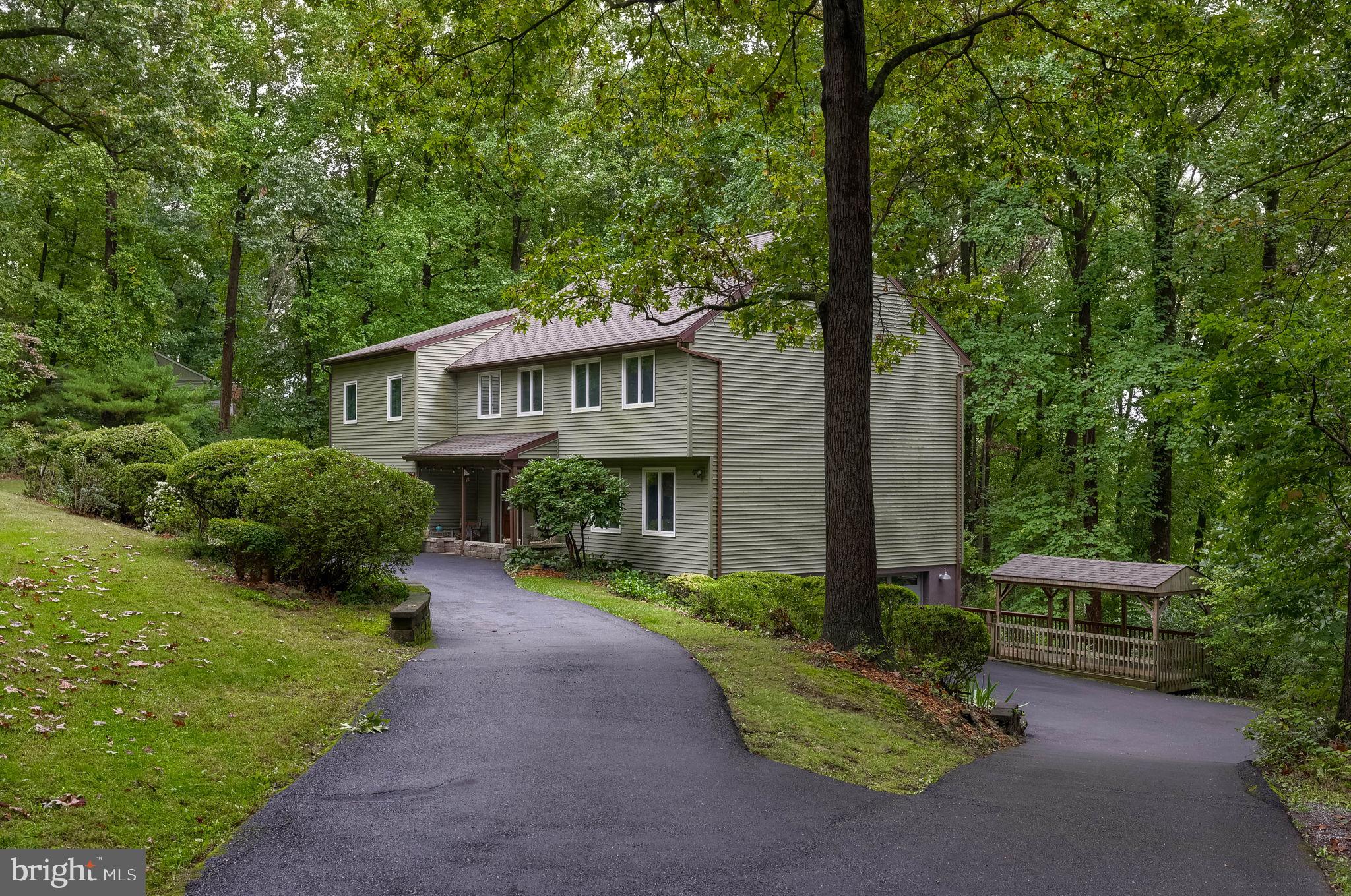 135 GOLF RIDGE ROAD