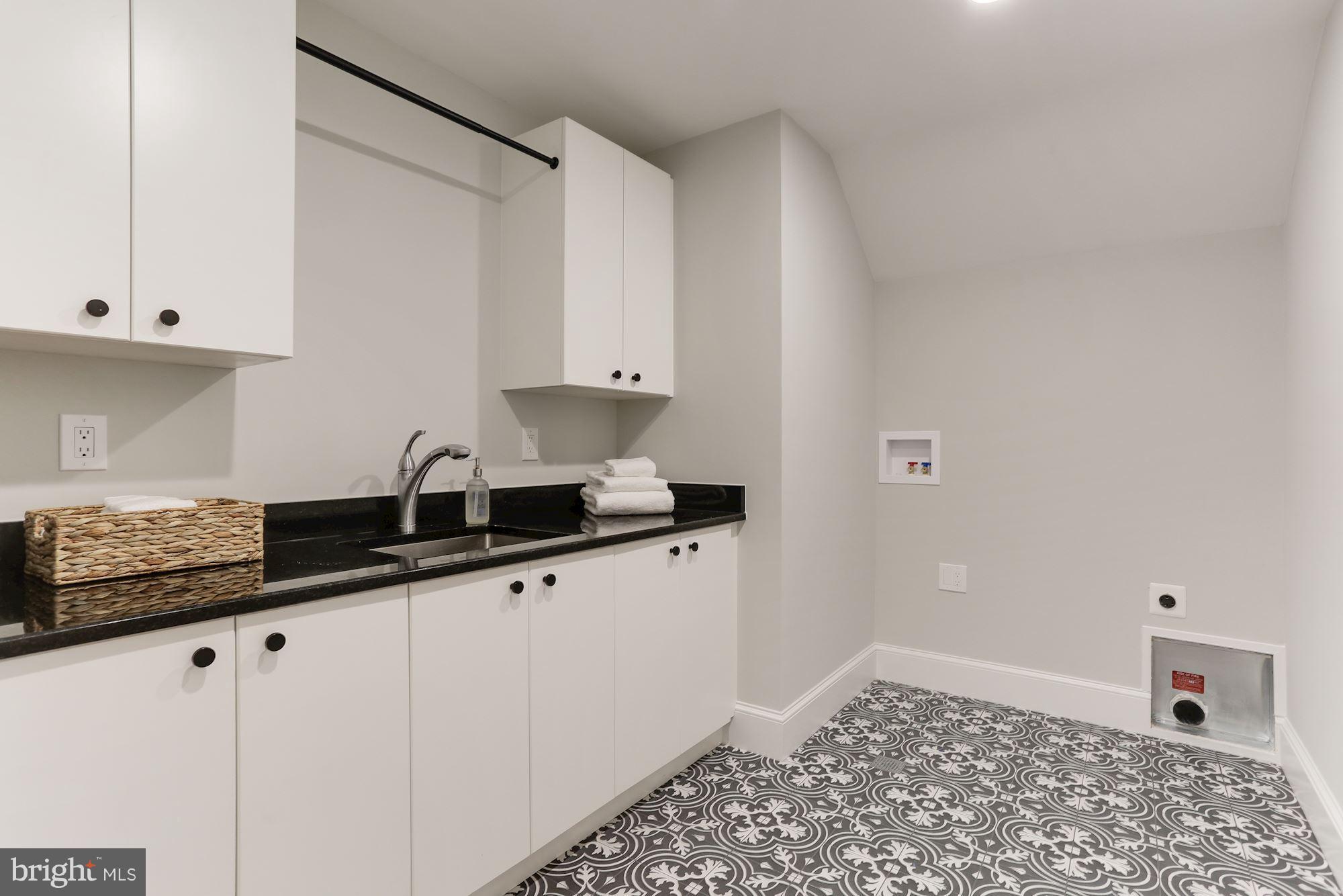 GLEN ECHO HEIGHTS - Residential