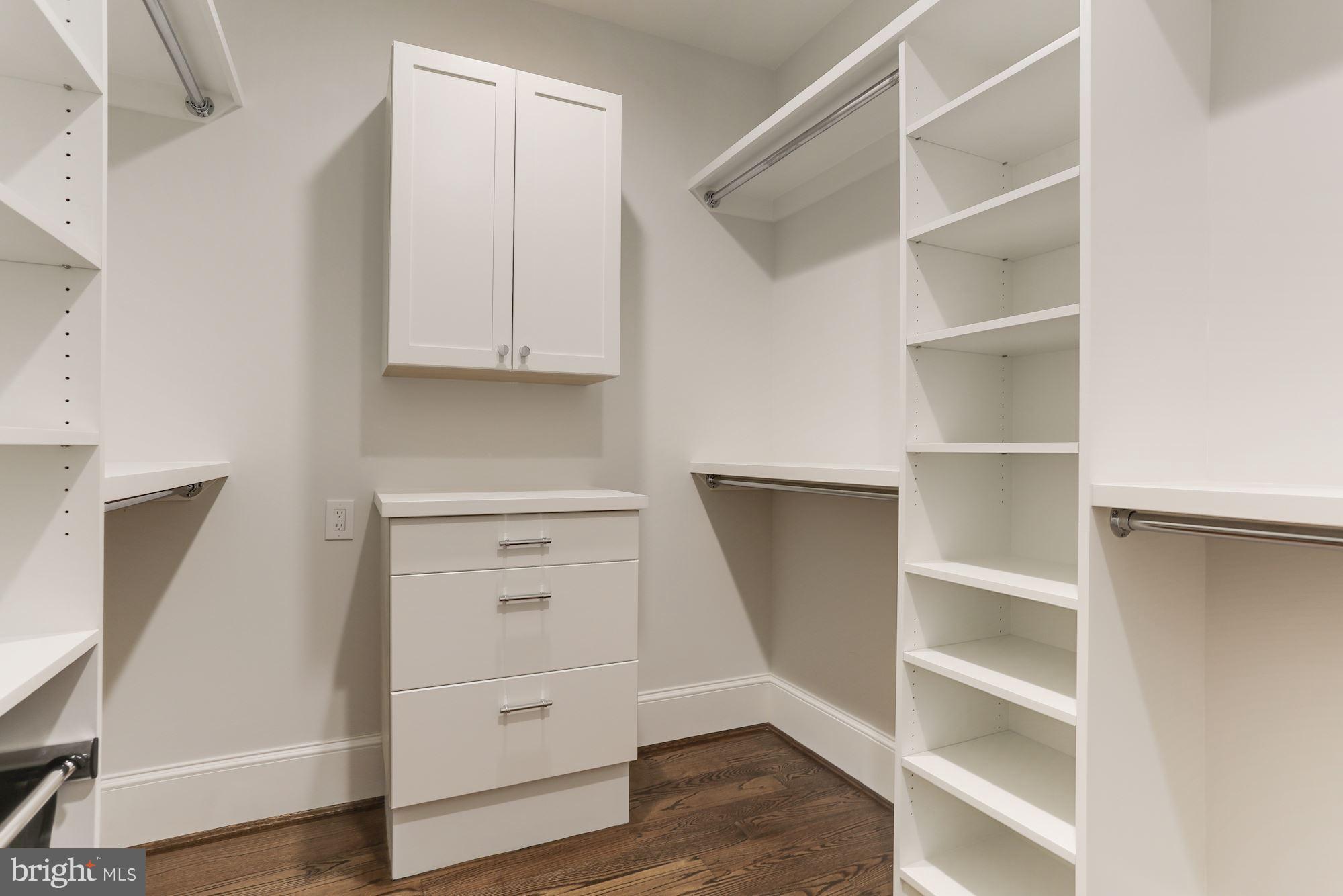 GLEN ECHO HEIGHTS - Residential