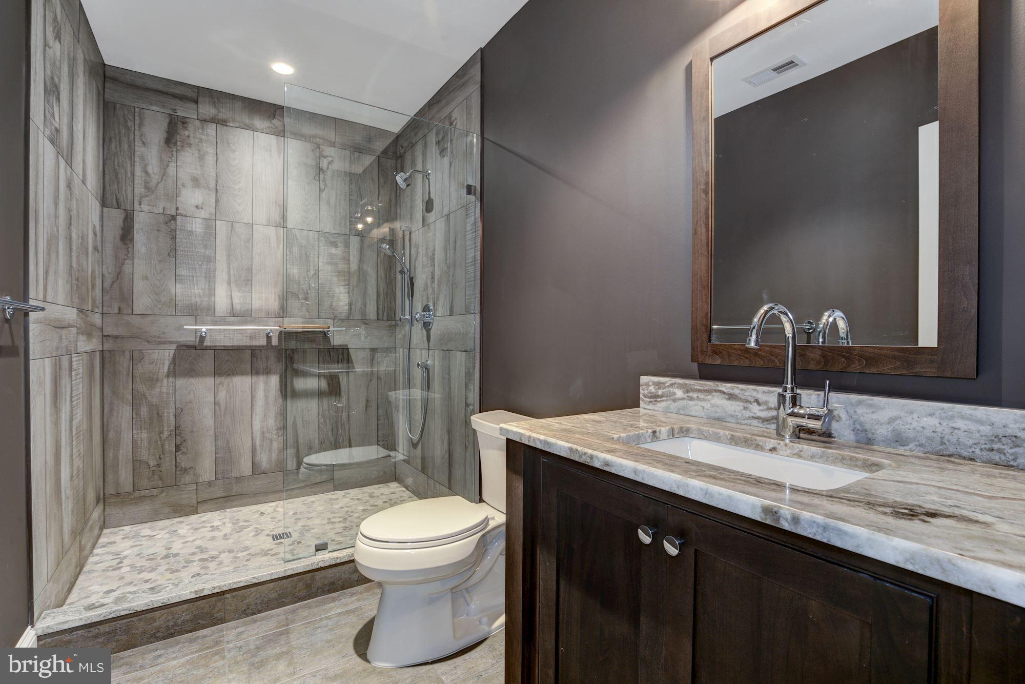 GLEN ECHO HEIGHTS - Residential