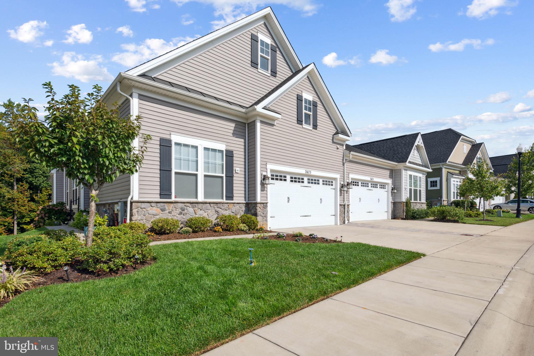 TWO RIVERS - Residential