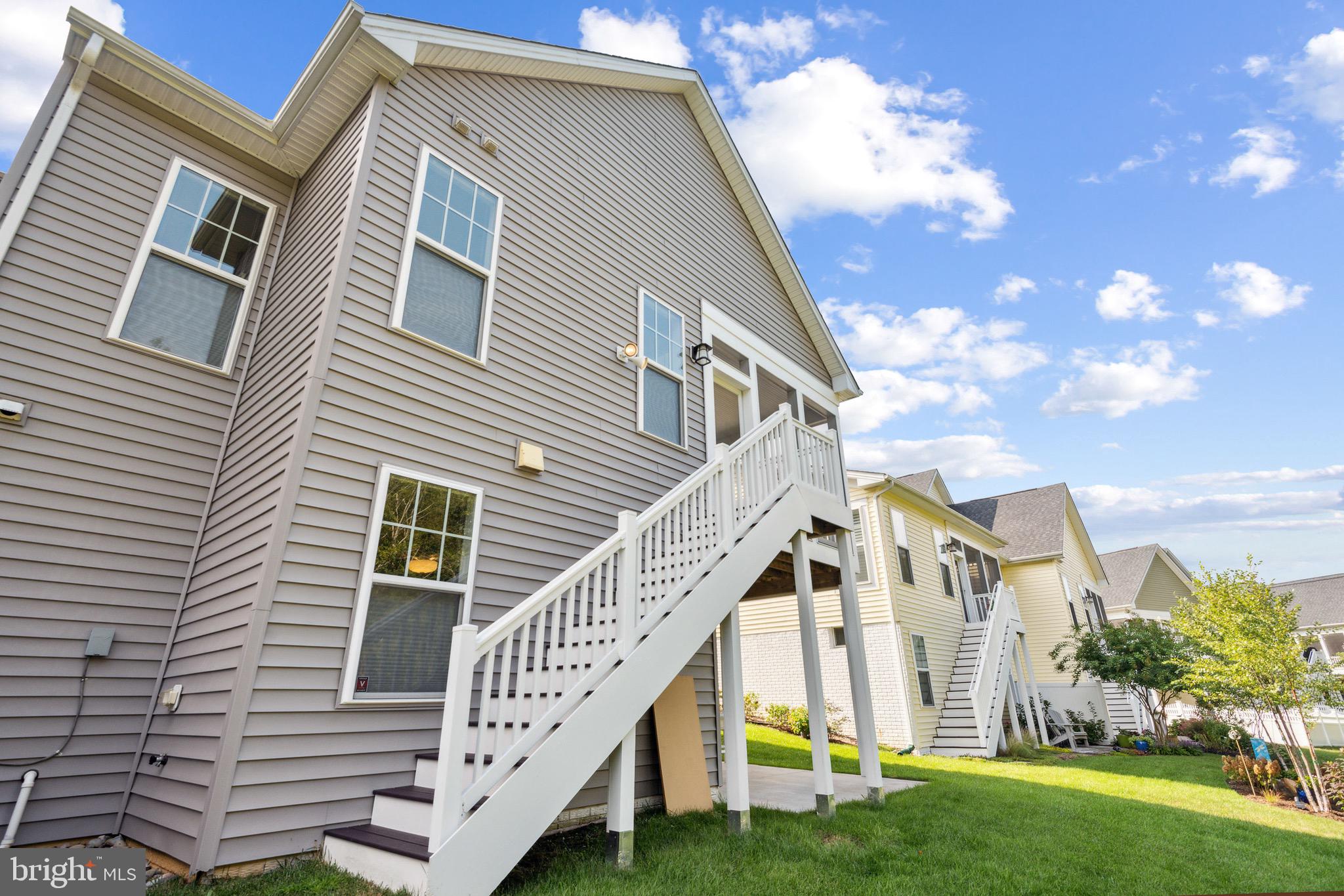 TWO RIVERS - Residential