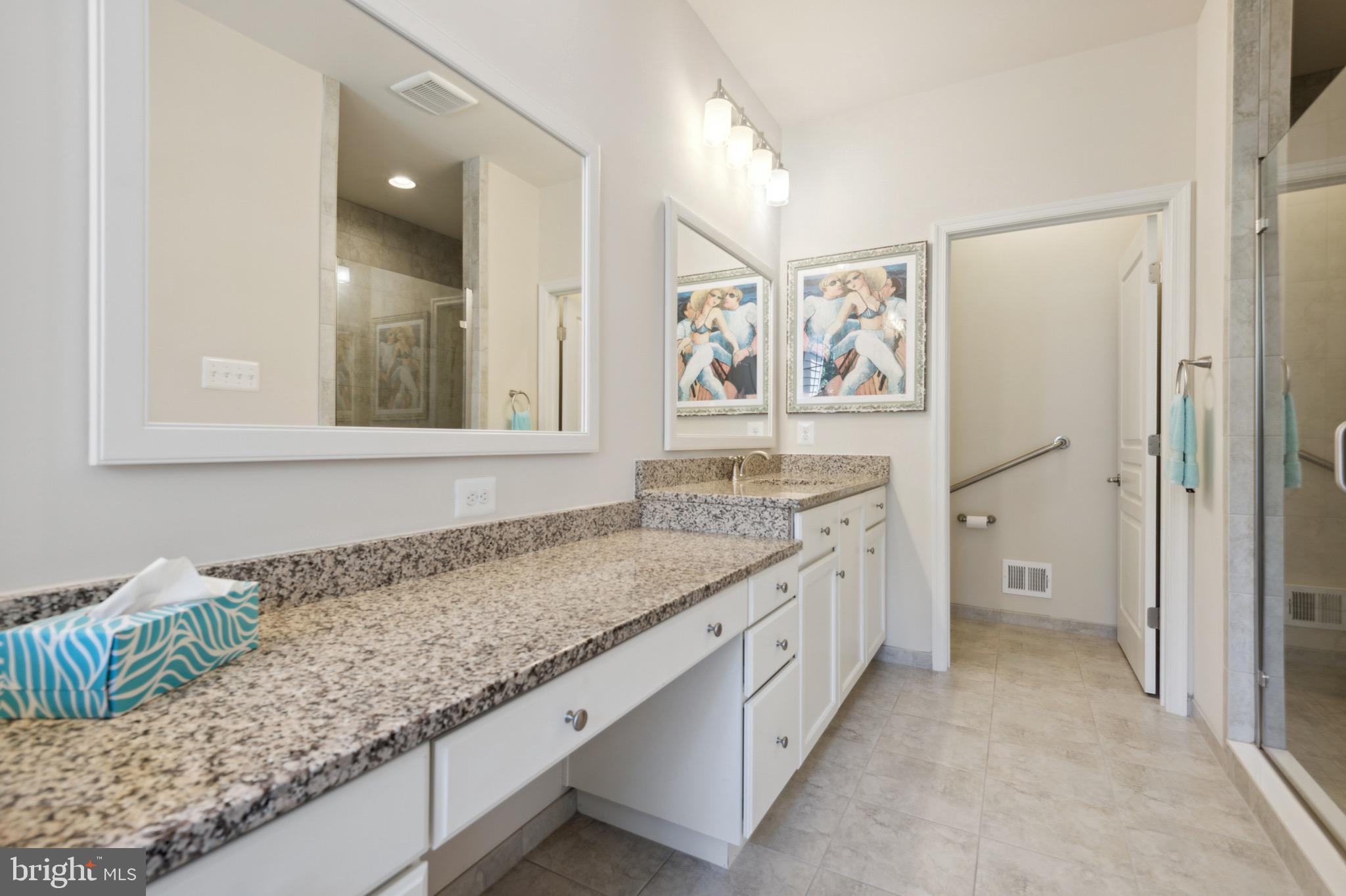 TWO RIVERS - Residential