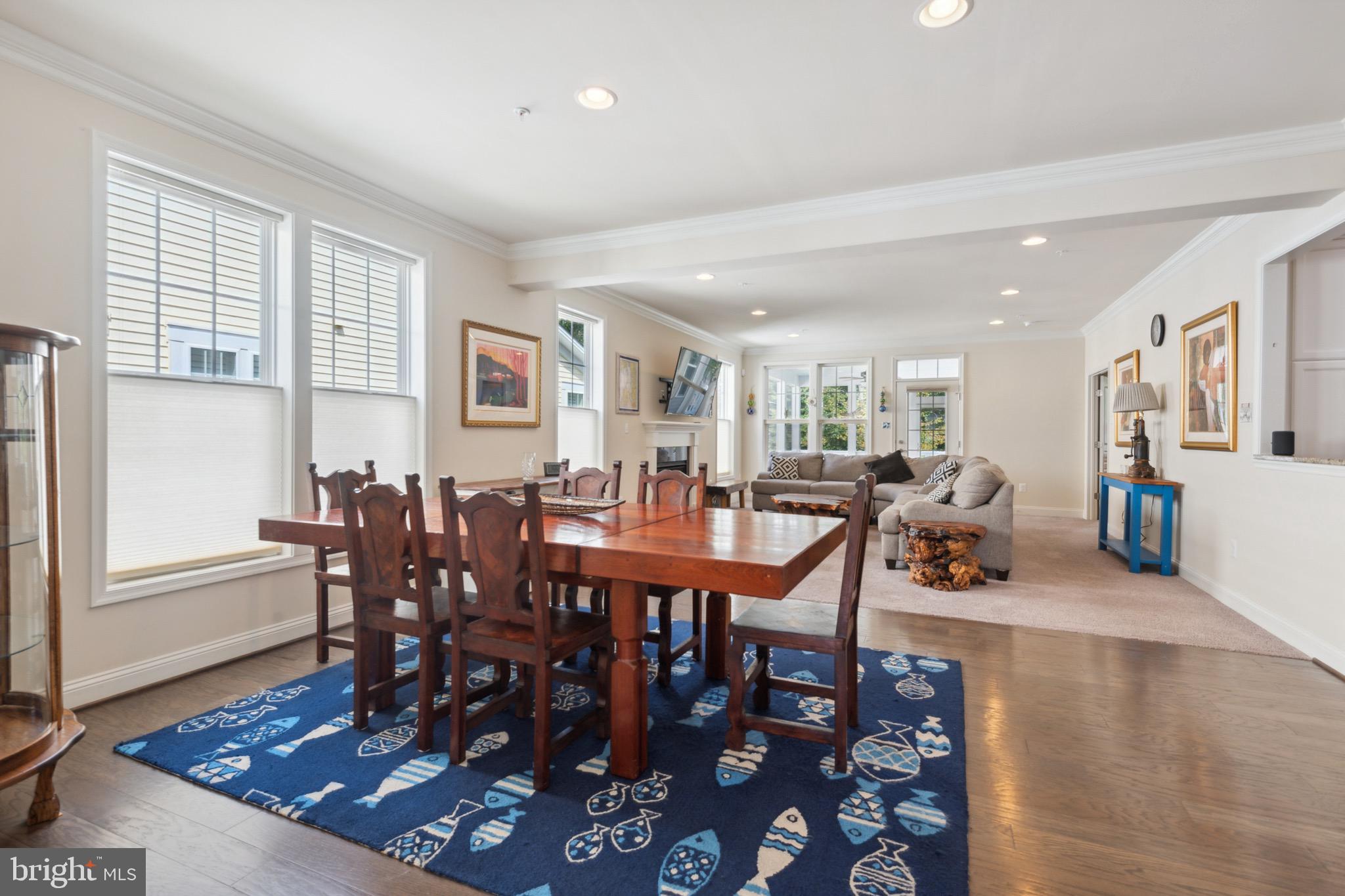 TWO RIVERS - Residential