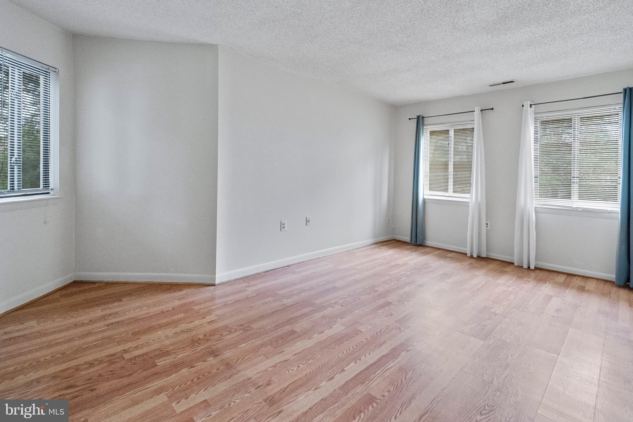 ROCKLAND RUN - Residential