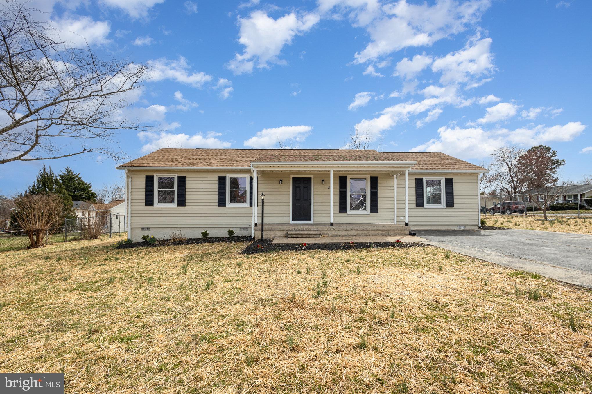 Newly remodeled rambler in Mill Garden! Large  fenced in corner lot. New cabinets, countertops, appliances, luxury vinyl plank (LVP) flooring, and updated bathrooms. Conveniently located near shops, VRE, restaurants and more!