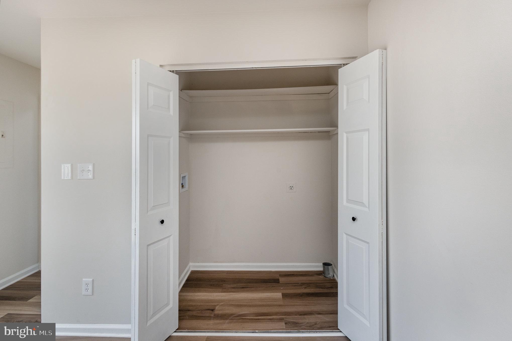 MILL GARDEN - Residential