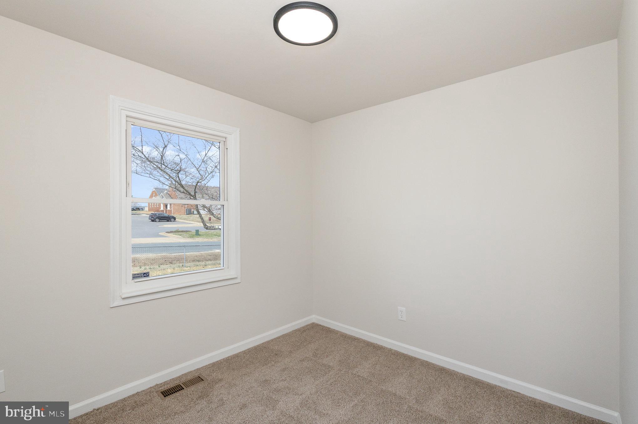 MILL GARDEN - Residential