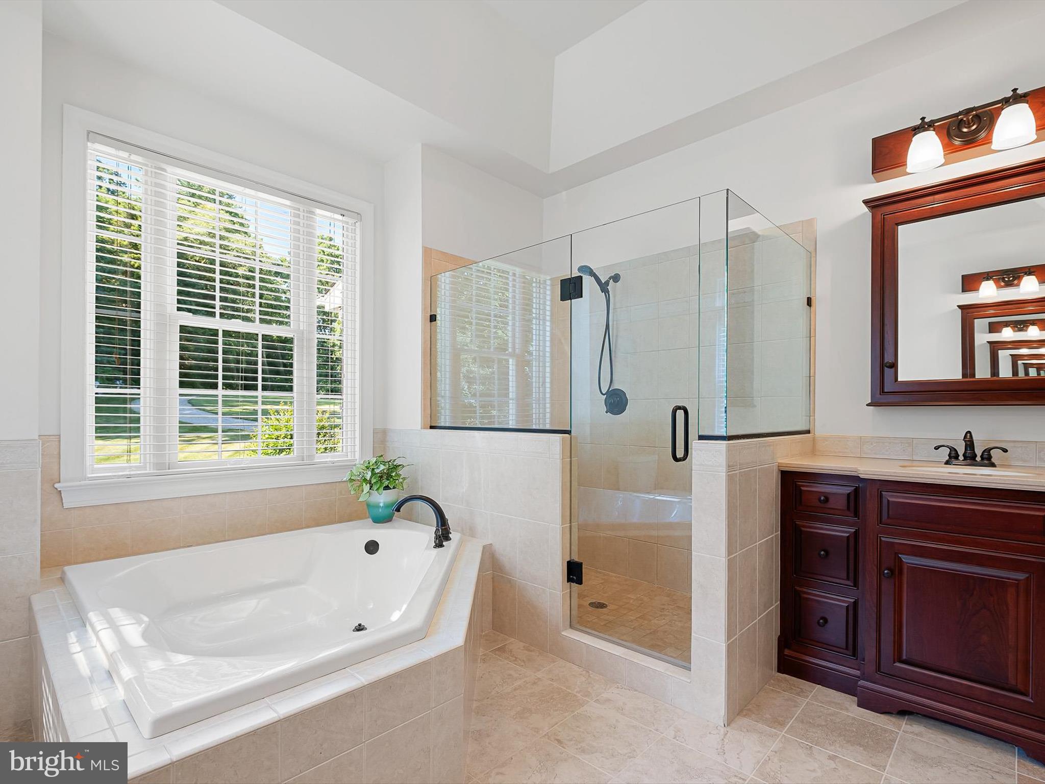 CABIN JOHN HEIGHTS - Residential