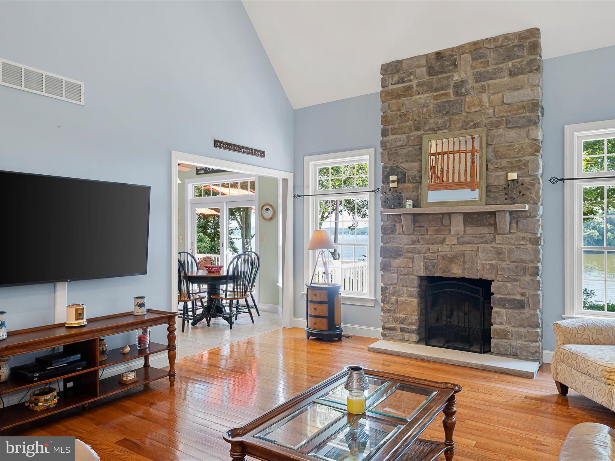 CABIN JOHN HEIGHTS - Residential