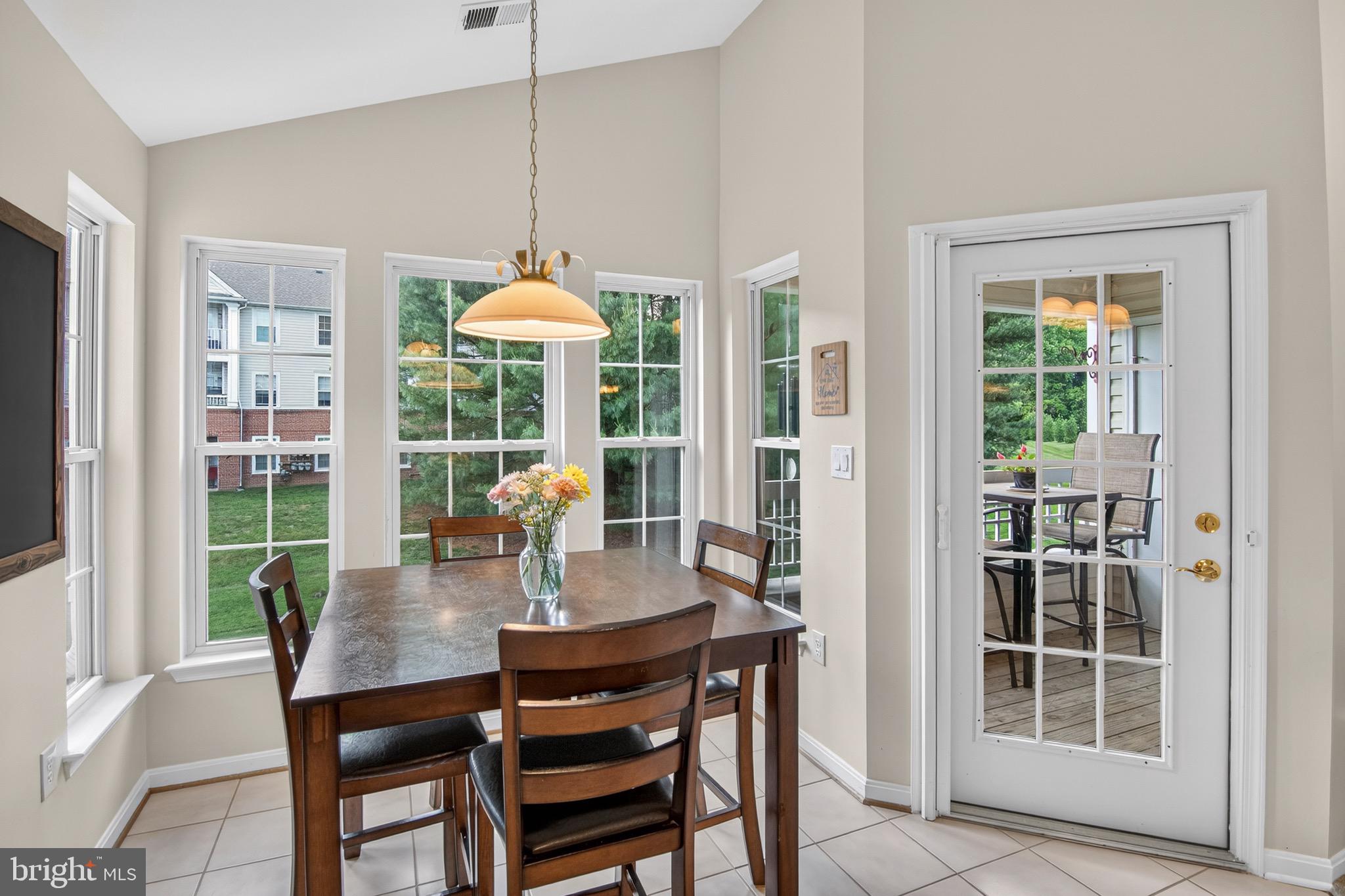 1406 BONNETT PLACE J 209