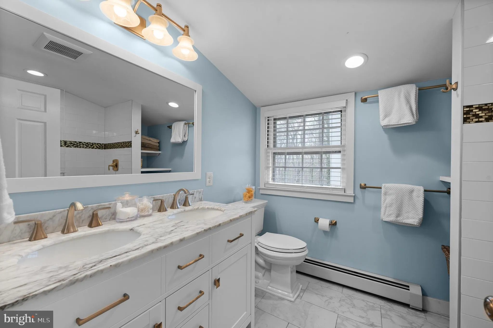 Paoli, Pennsylvania 19301, United States, 5 Bedrooms Bedrooms, ,4 BathroomsBathrooms,Residential,Pending,117293