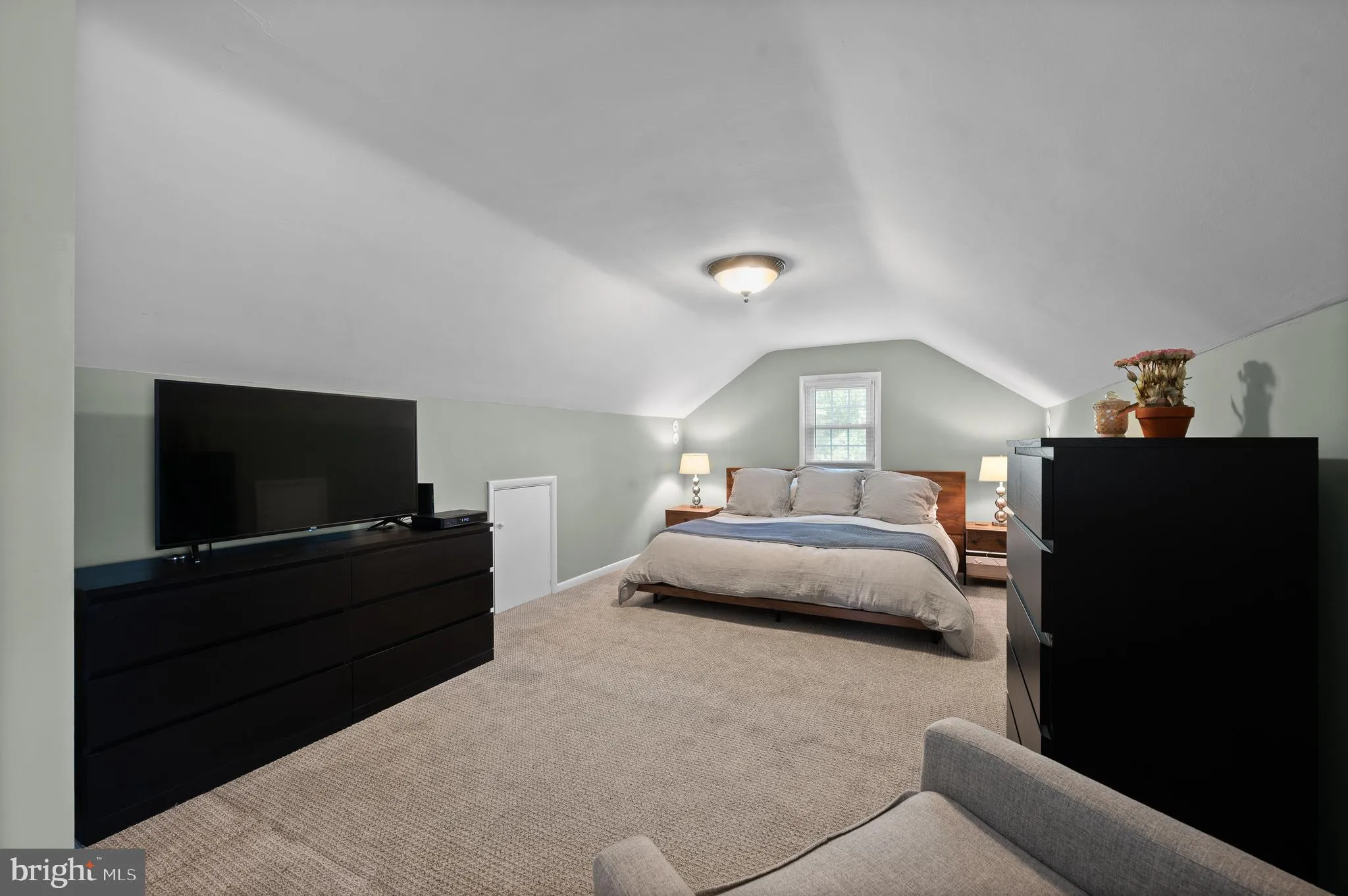 Paoli, Pennsylvania 19301, United States, 5 Bedrooms Bedrooms, ,4 BathroomsBathrooms,Residential,Pending,117293