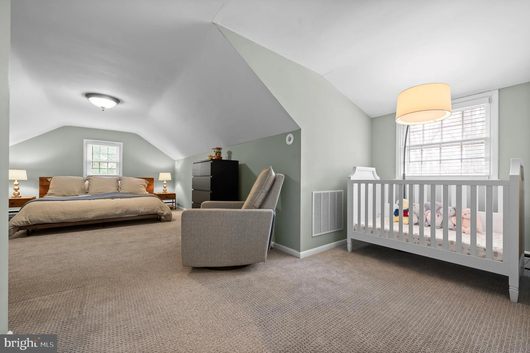 Paoli, Pennsylvania 19301, United States, 5 Bedrooms Bedrooms, ,4 BathroomsBathrooms,Residential,Pending,117293