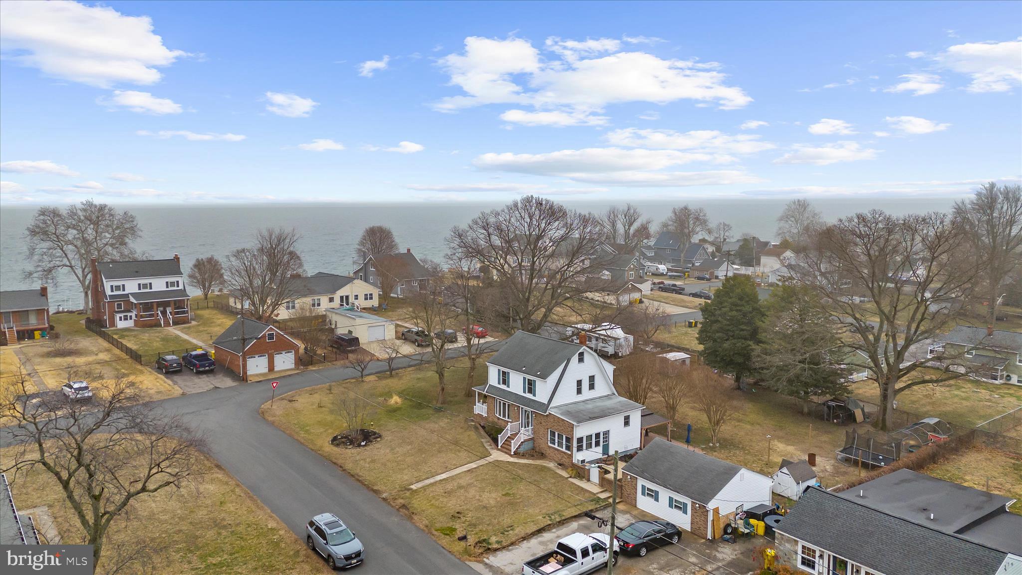 BAYSIDE BEACH - Residential