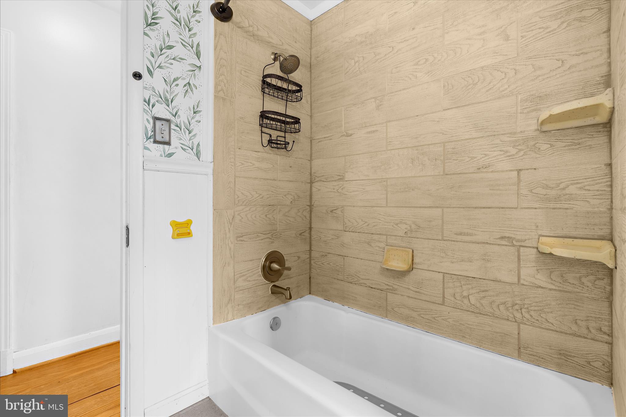 BAYSIDE BEACH - Residential