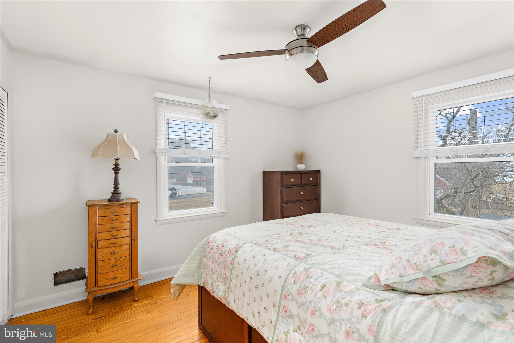 BAYSIDE BEACH - Residential